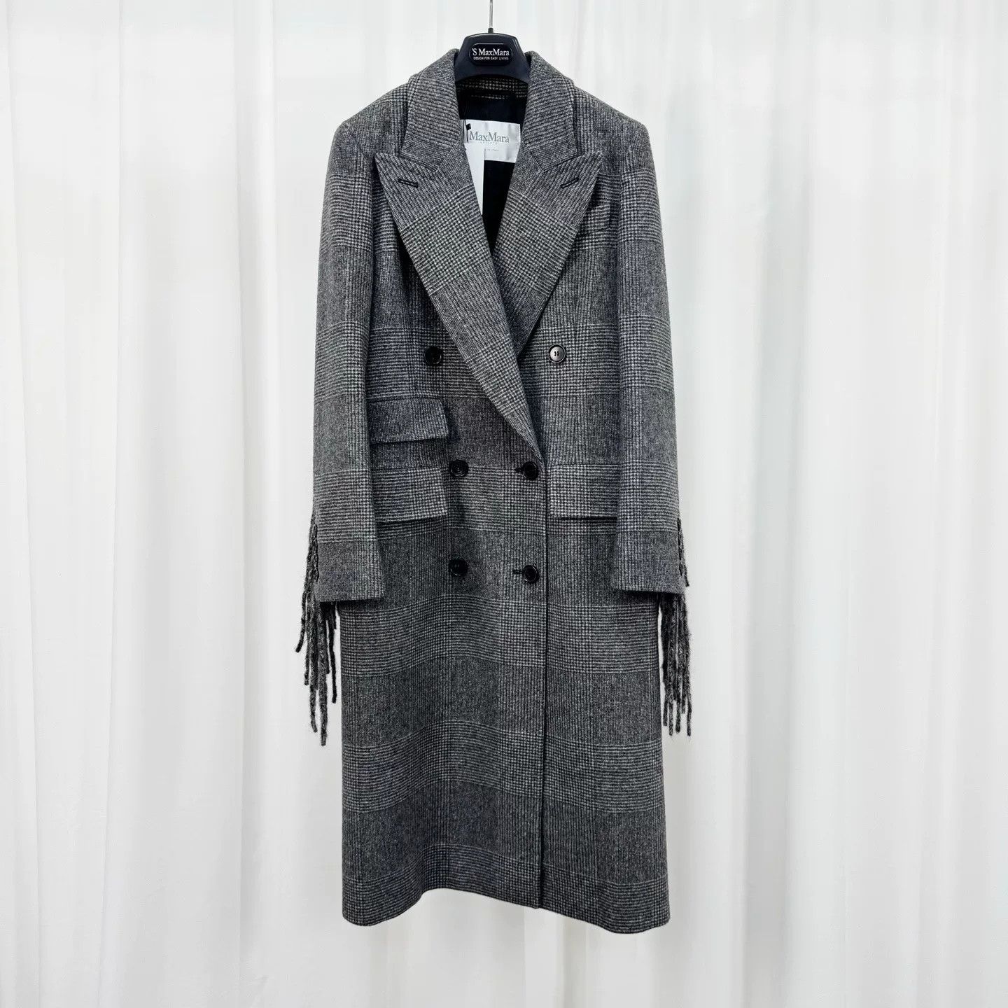 Max Mara maxmara gray plaid wool coat Size US M / EU 48-50 / 2 - 1 Thumbnail