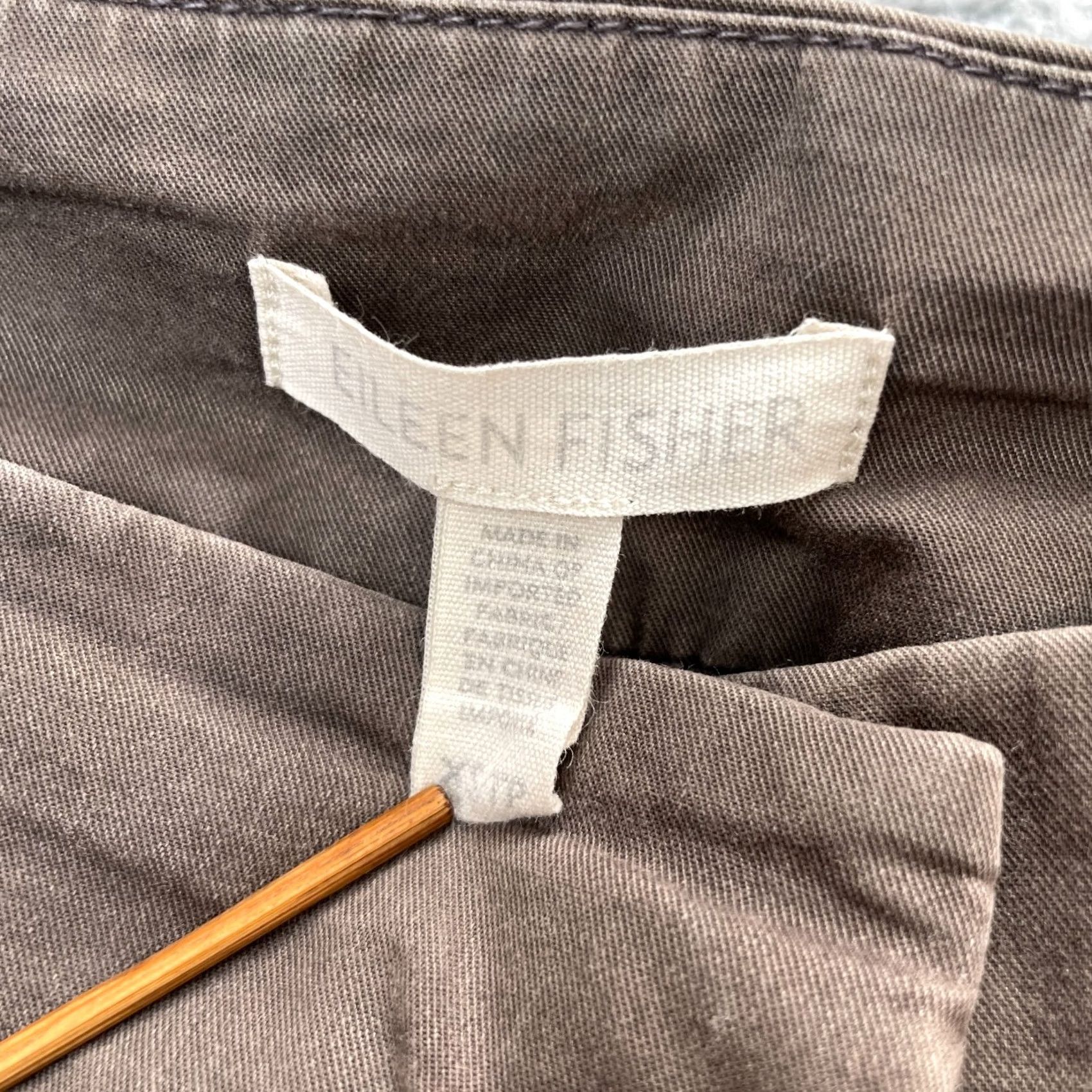 Eileen Fisher Eileen Fisher Pants Womens XS Brown Capri Cotton Spandex Stretch Cuffed Straight Inseam 23 in Caprilike Size 30" / US 8 / IT 44 - 3 Thumbnail