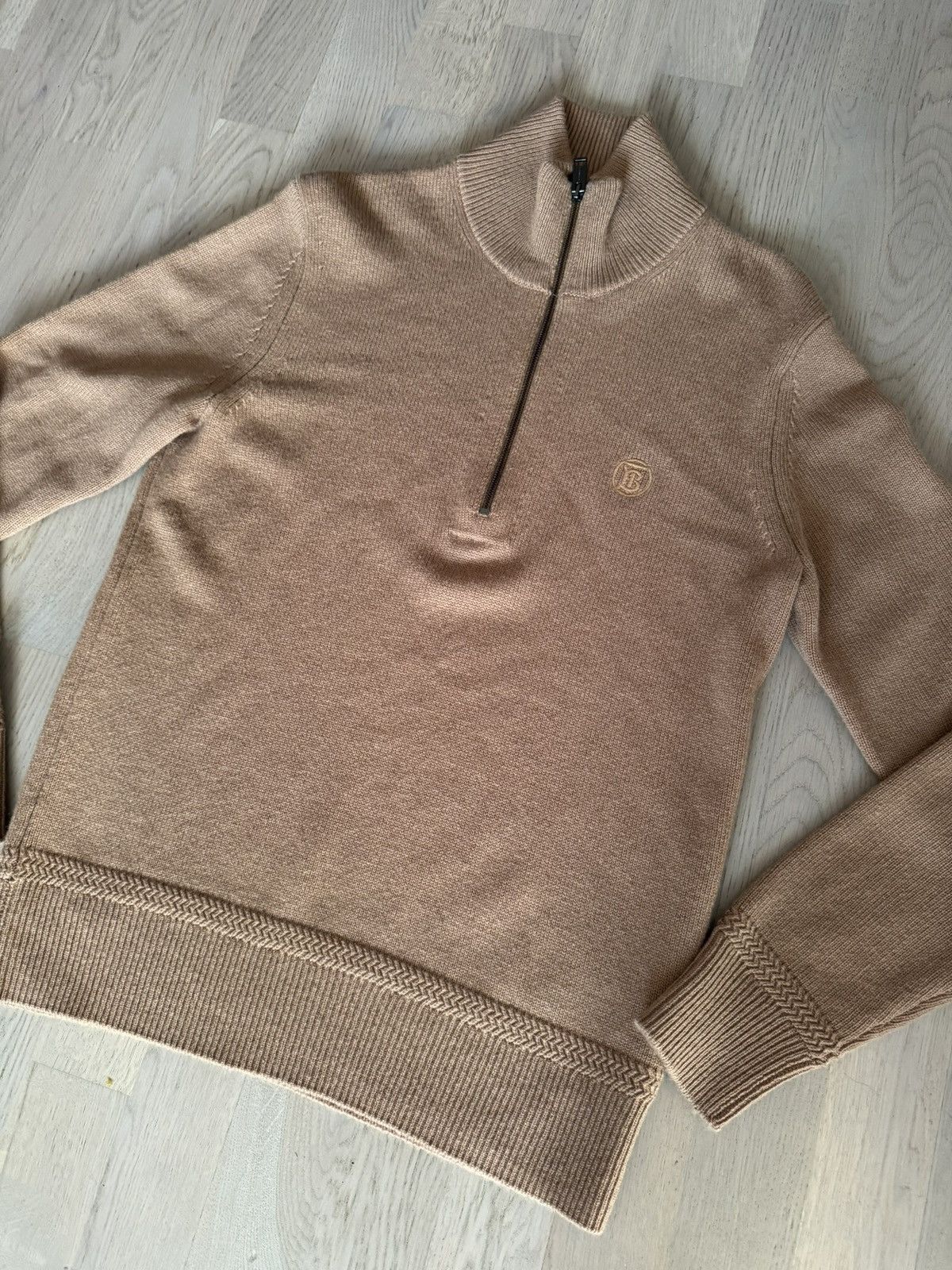 Burberry BURBERRY cashmere jumper SEE PHOTOS FOR REAL TAPE MEASUREMEN Size US S / EU 44-46 / 1 - 2 Thumbnail