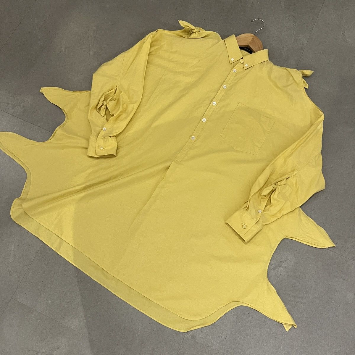 Undercover RUNWAY Undercover SS16 “Evil Clown” Ribbon Bow Tie Shirt Size US M / EU 48-50 / 2 - 3 Thumbnail