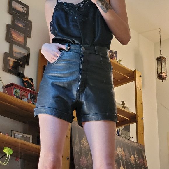 Other Vintage Pellissimo Real Leather Black High Rise Shorts 26/27 Size 26" / US 2 / IT 38 - 8 Thumbnail