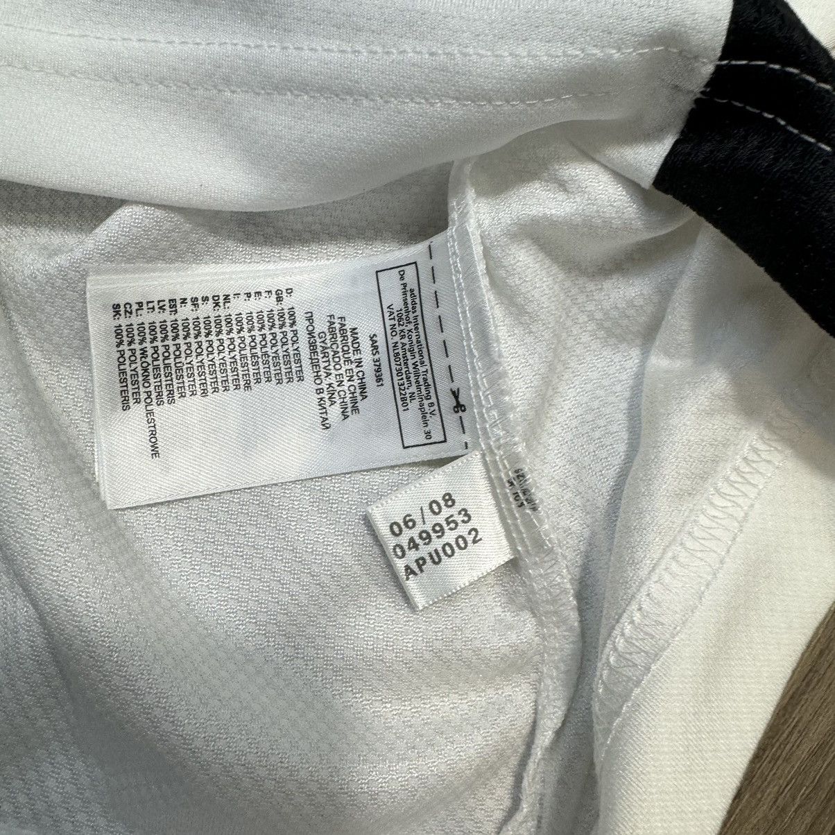 Adidas Real Madrid 08/09 training shirt Size US M / EU 48-50 / 2 - 7 Thumbnail