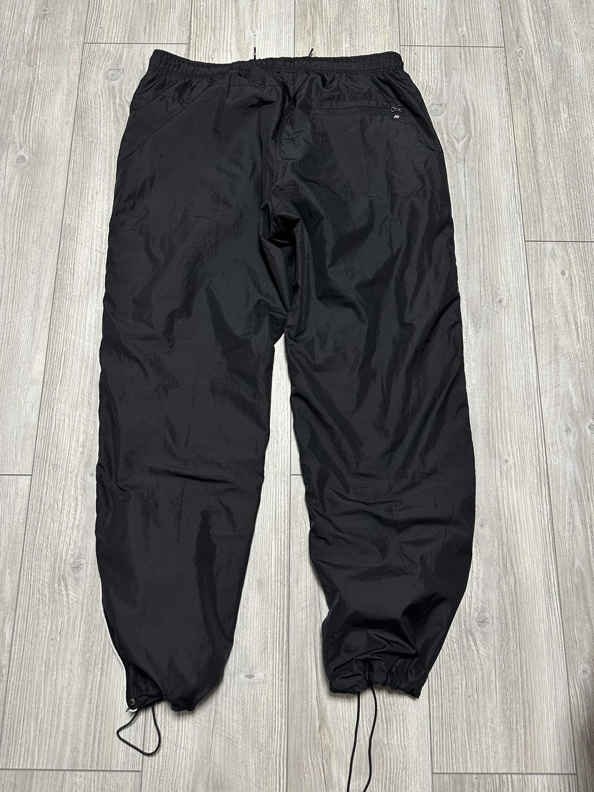 Nike Nike y2k Vintage Baggy Boxy Nylon Drill Track Pants Size US 36 / EU 52 - 9 Thumbnail