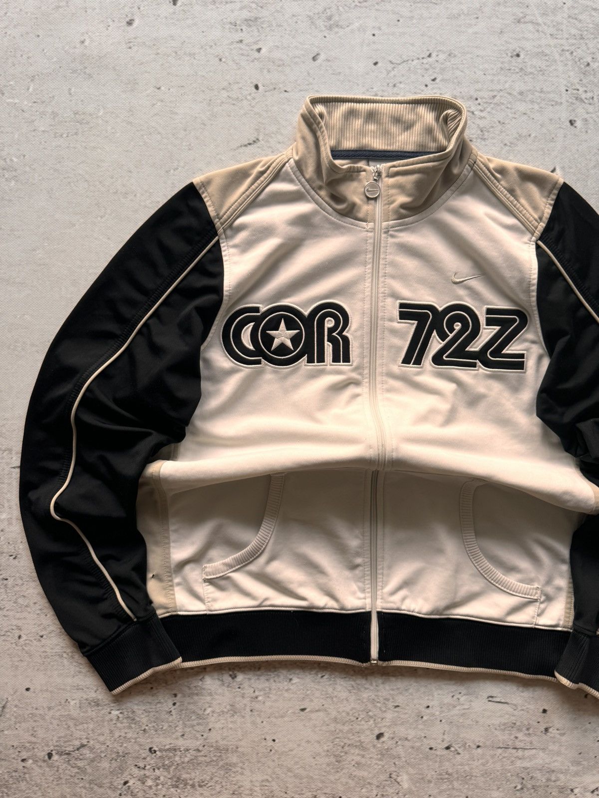 Nike × Vintage NIKE OREGON VINTAGE CENTER LOGO OVERSIZE BOXY HOODIE Size US S / EU 44-46 / 1 - 2 Thumbnail