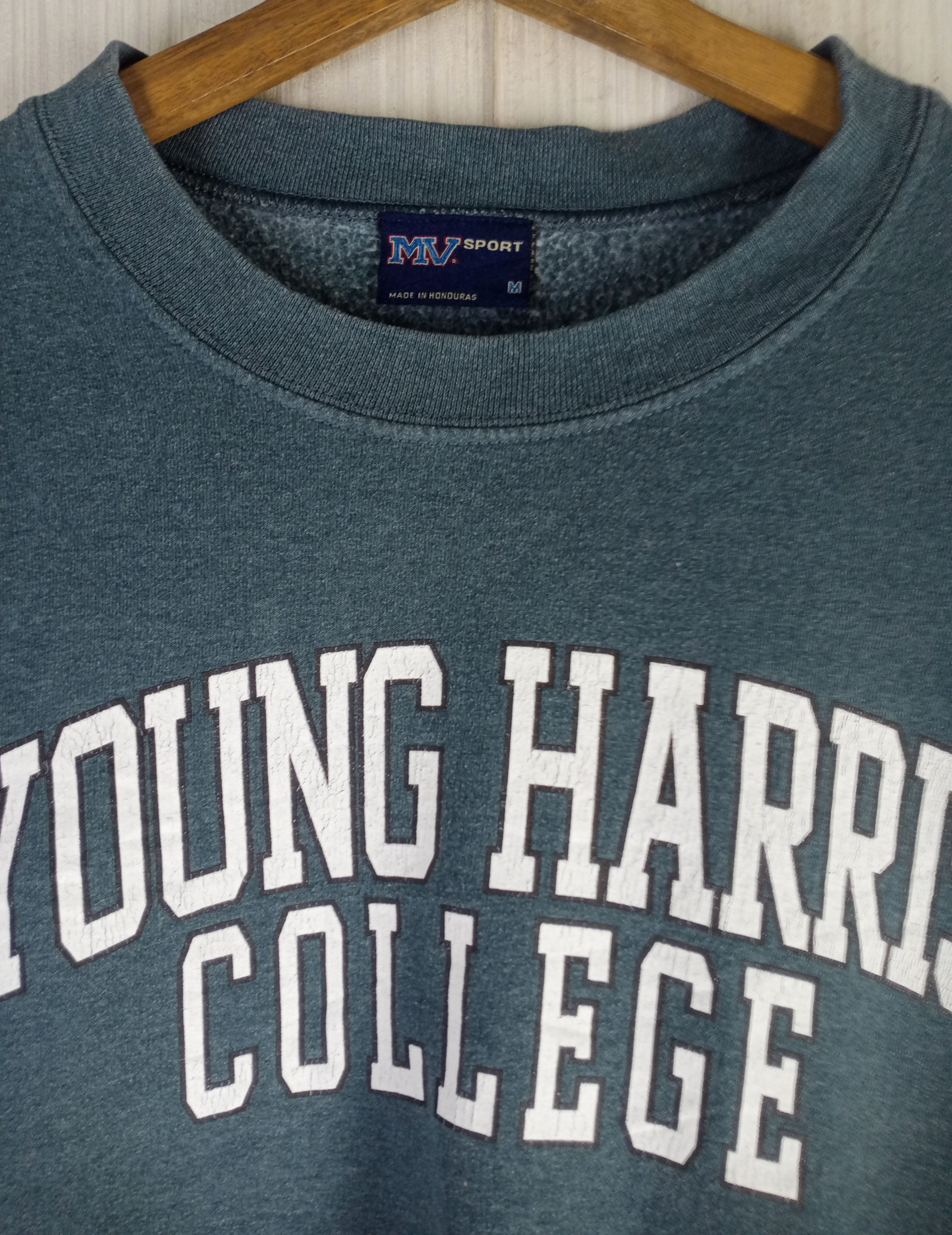 Other Rare Vintage 90s Young Harris College Crewneck Sweatshirt Size US M / EU 48-50 / 2 - 4 Thumbnail