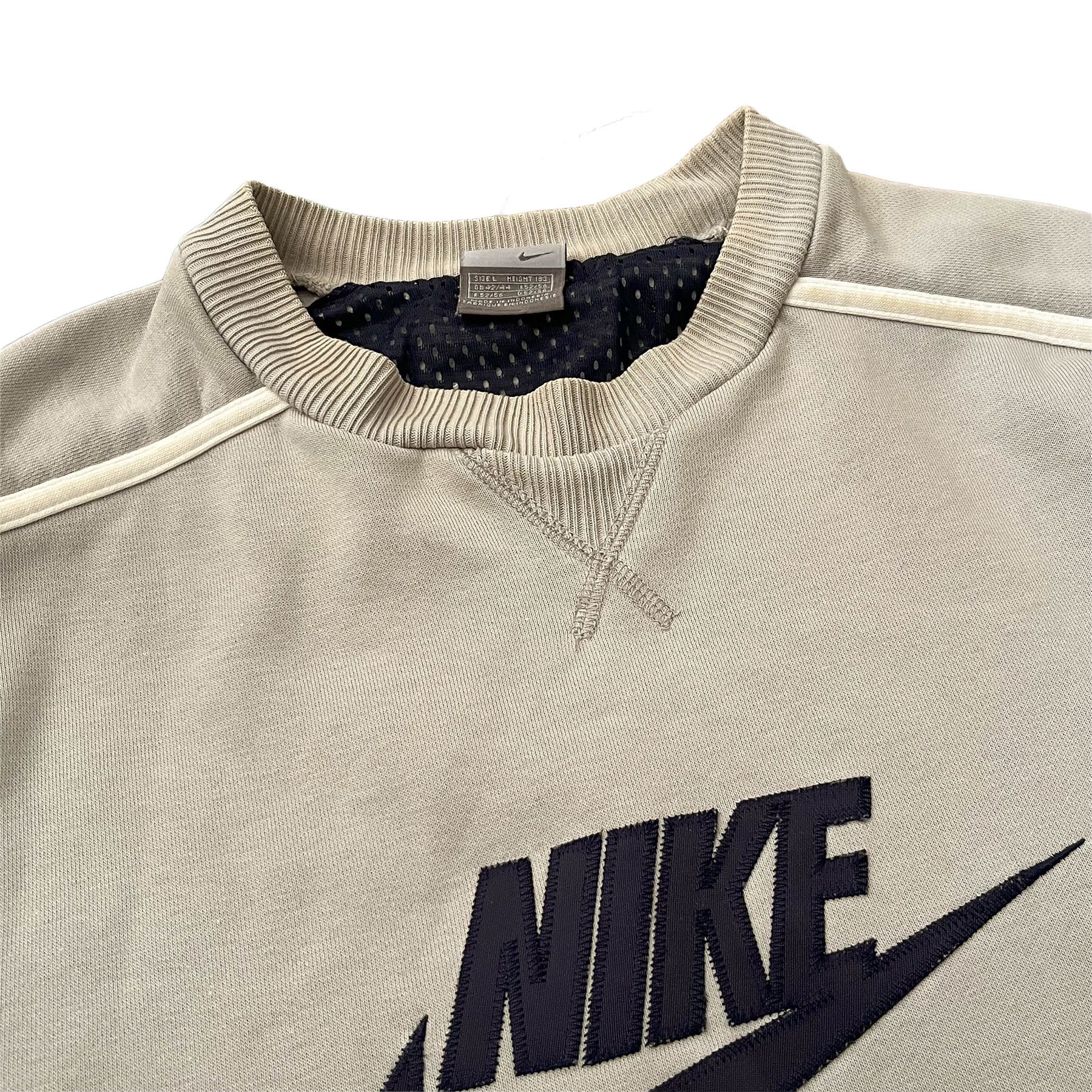 Nike Nike Vintage Logo Sweatshirt • L size Size US L / EU 52-54 / 3 - 4 Thumbnail