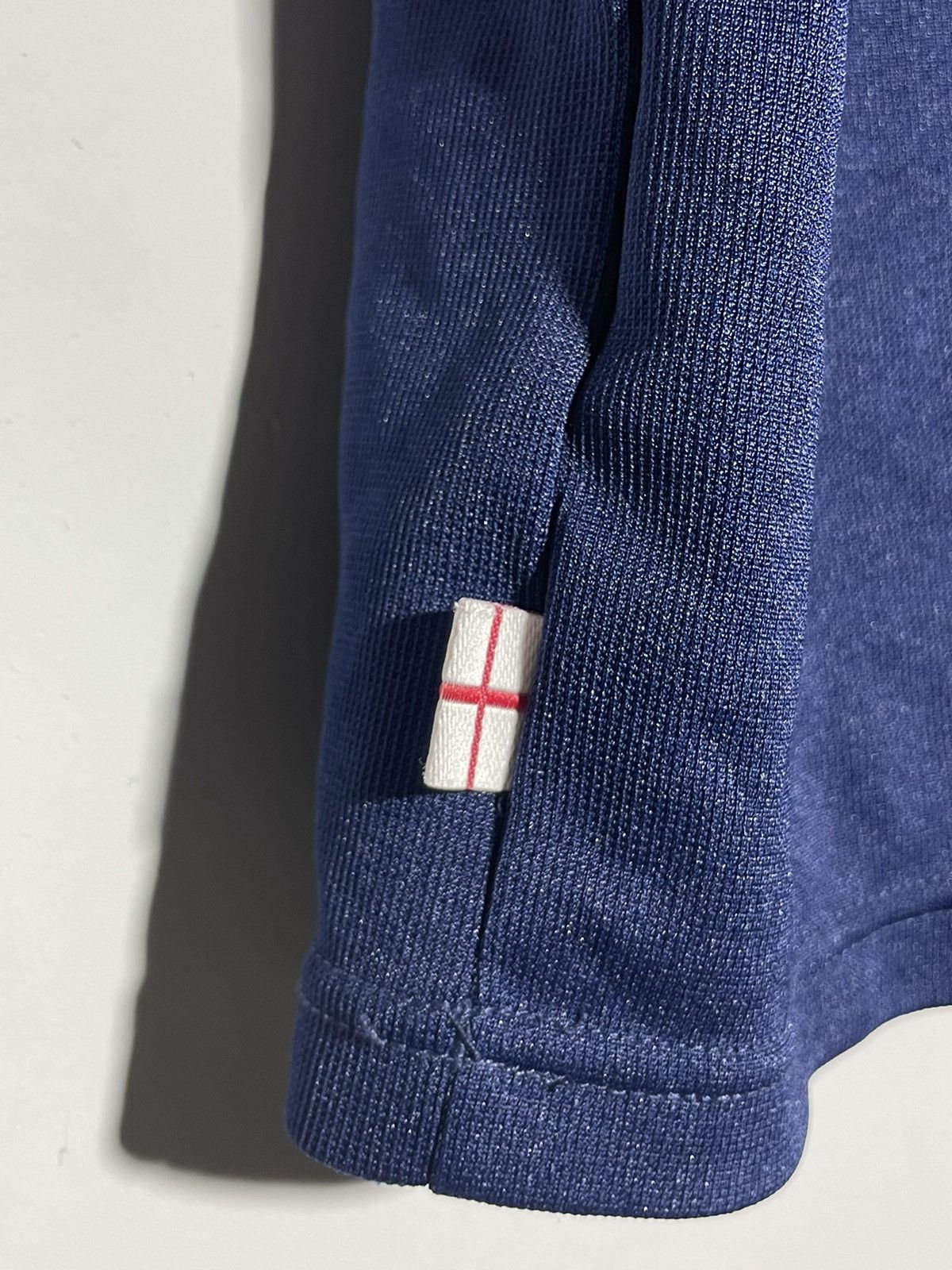 Umbro × Vintage England Umbro Vintage 2000 Y2k Streetwear Football Shirt Size US L / EU 52-54 / 3 - 8 Thumbnail