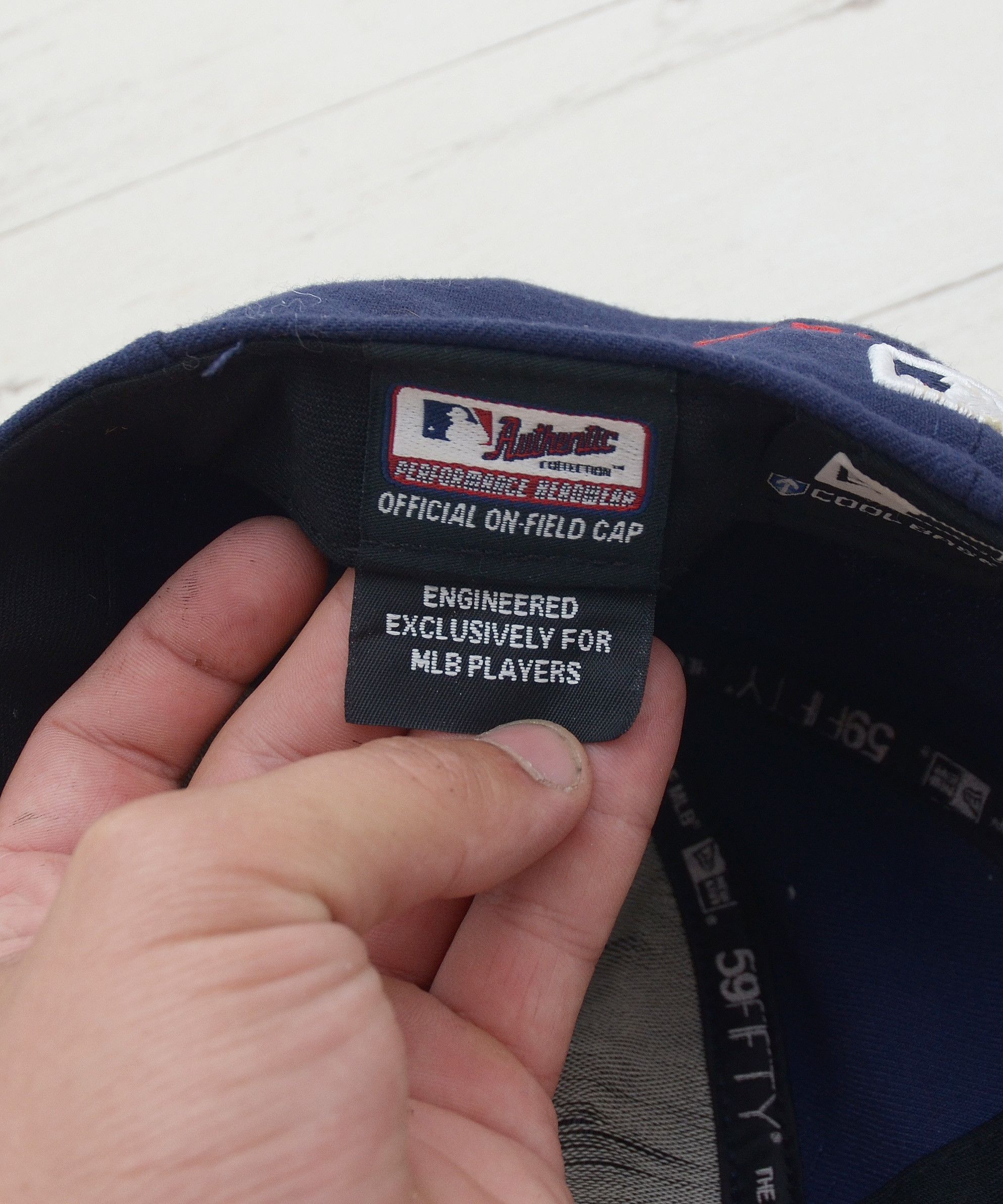 MLB × NBA × New Era SZ 7 1/8 Navy Red CLEVELAND INDIANS CHIEF WAHOO New Era Hat Size ONE SIZE - 9 Thumbnail