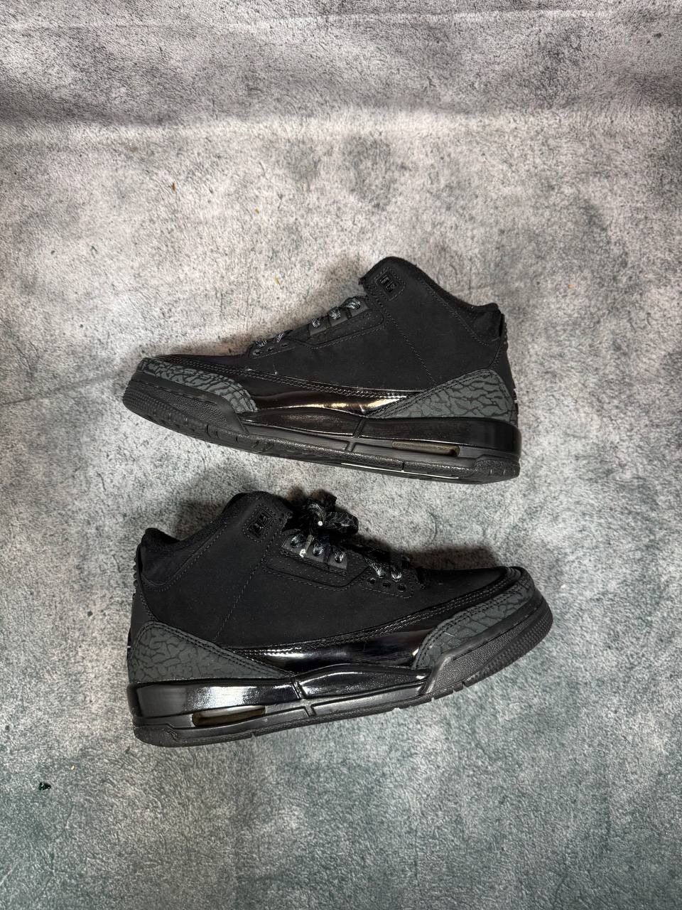 Jordan Brand Size 5.5Y | Jordan 3 Black Cat No Box | Pre-Owned Size US 5.5 / EU 38 - 5 Thumbnail