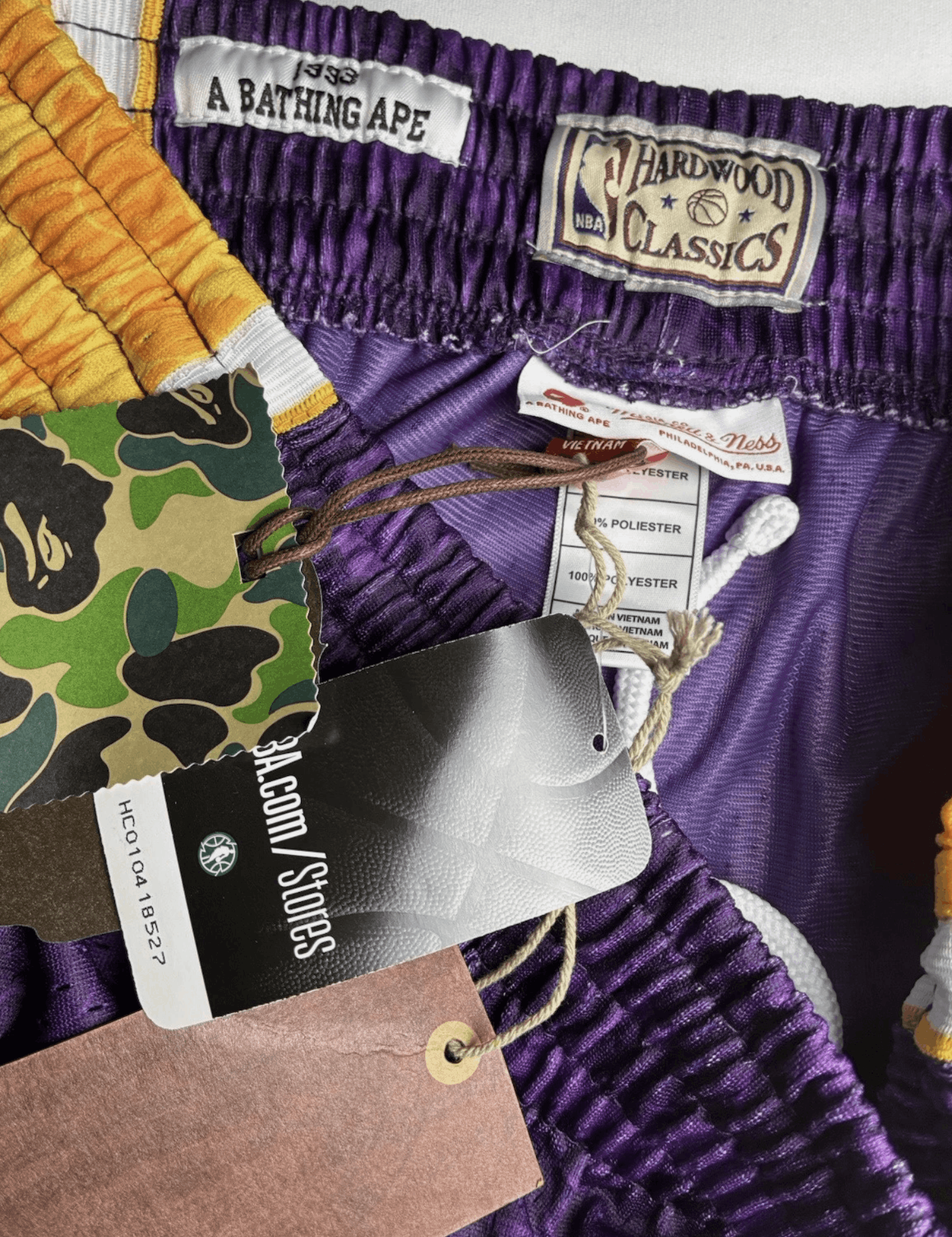 Bape × Mitchell & Ness NEW Bape x Mitchell & Ness Los Angeles Lakers Shorts Size US 30 / EU 46 - 7 Thumbnail
