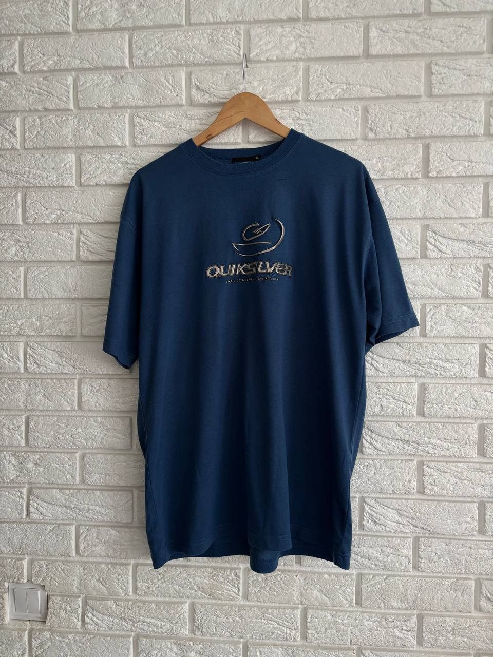 Quiksilver Quicksilver vintage rare 90’s t-shirt blue Size US XL / EU 56 / 4 - 5 Thumbnail