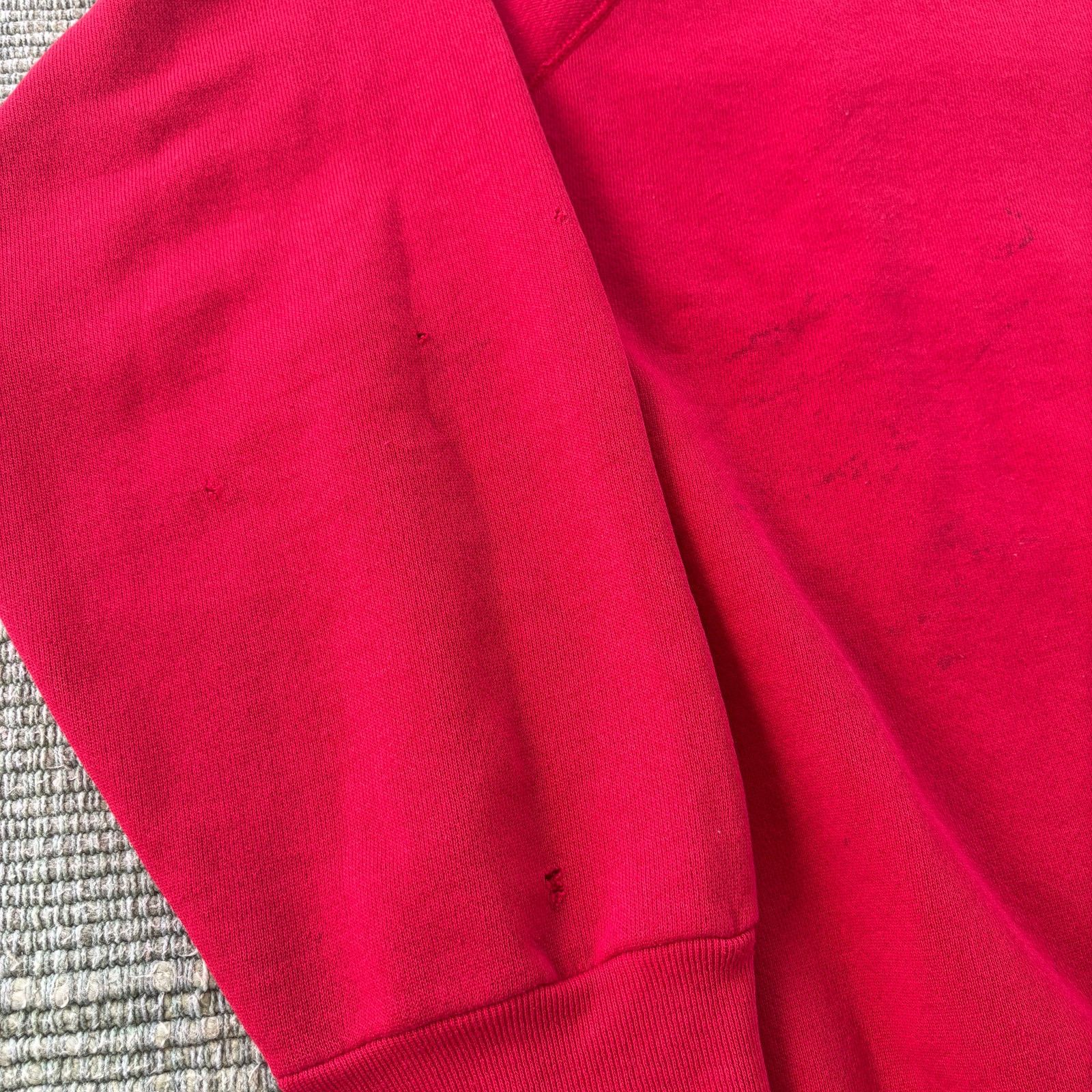 Vintage Vintage Red Distressed Gusseted Blank Discus Sweatshirt Size US XXL / EU 58 / 5 - 3 Thumbnail