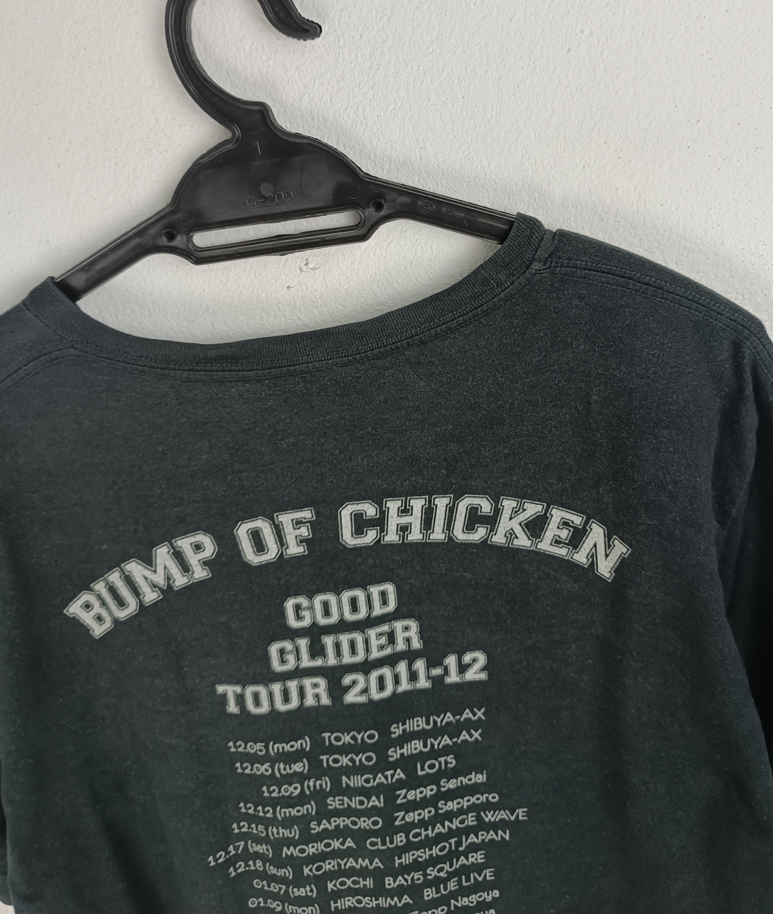 Band Tees VINTAGE '11 BUMP OF CHICKEN GOOD GLIDER TOUR spitz radwimps Size US M / EU 48-50 / 2 - 14 Thumbnail