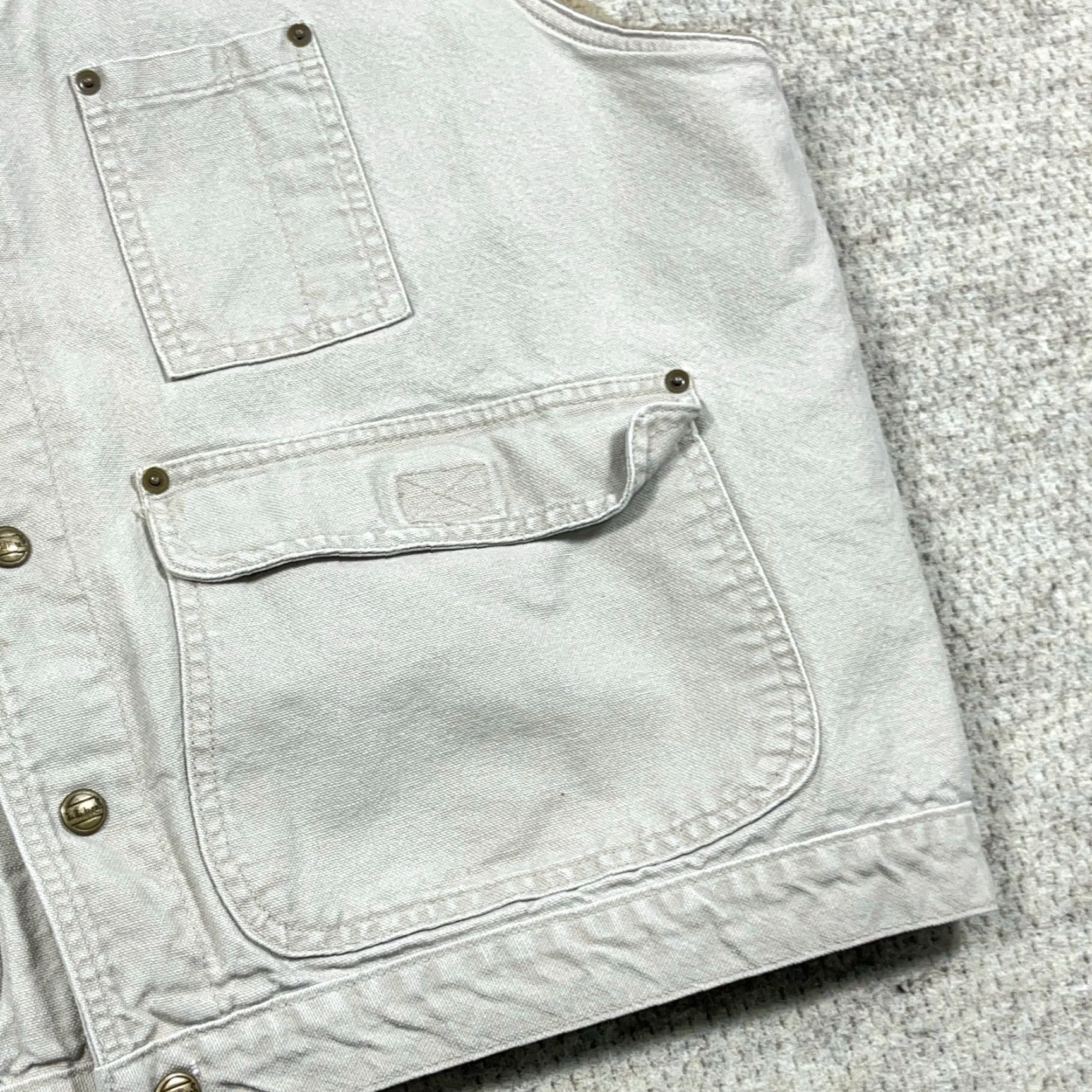 Vintage VINTAGE L.L. Bean Vest Shirt Mens 2XL Tan Beige Canvas Sherpa Lined 90s 80s Outdoor Utility Pockets Stand-Up Collar 2XL Men Size US XXL / EU 58 / 5 - 5 Thumbnail