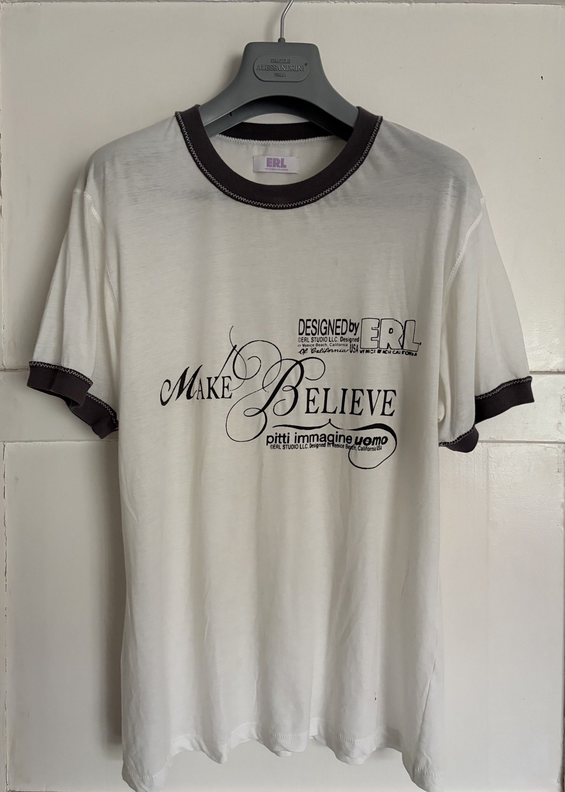 ERL ERL Make Belief t-shirt Size US L / EU 52-54 / 3 - 1 Thumbnail
