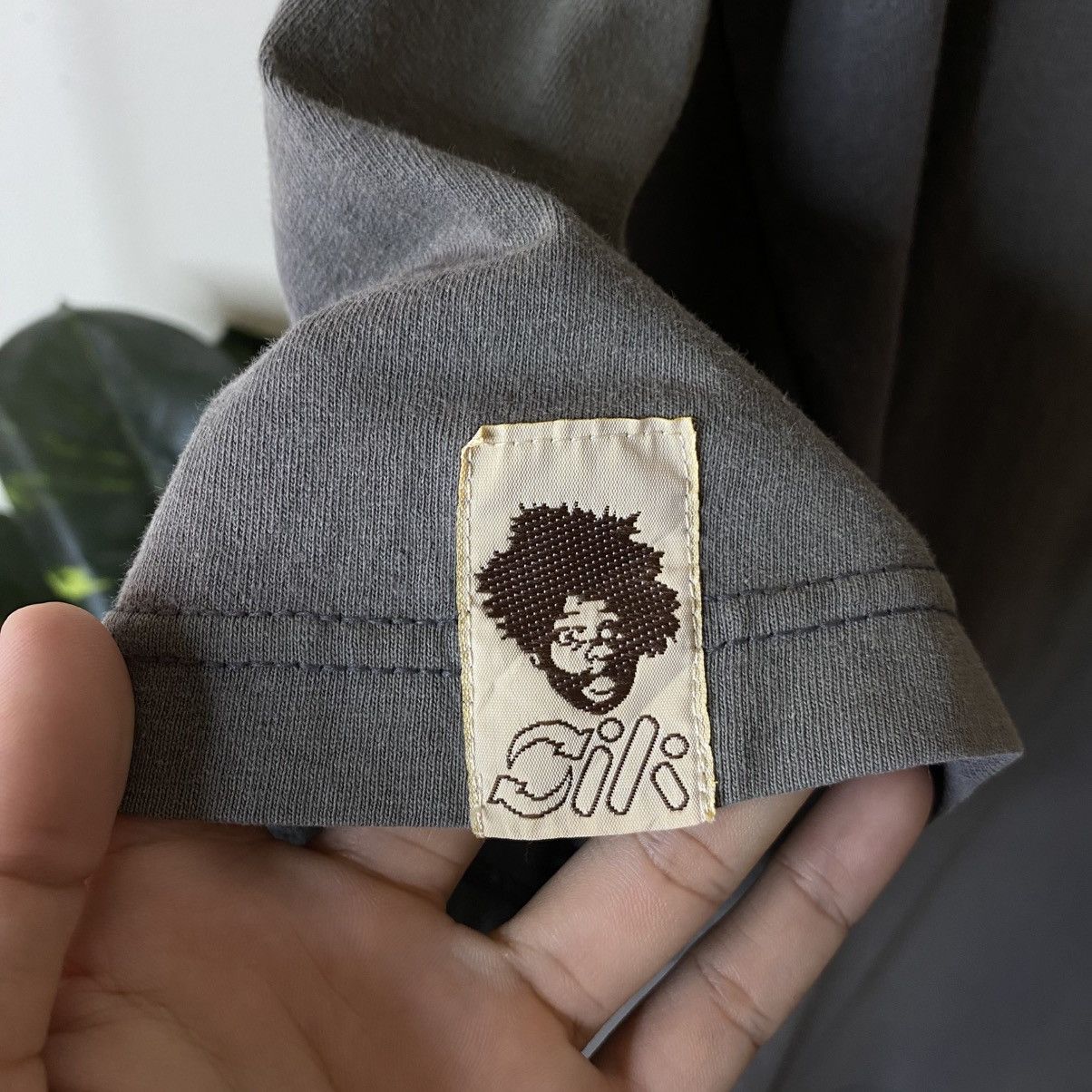 Vintage Vintage 2000s Skoold in Korectnuss Hypebeast Streetwear Tee Size US XL / EU 56 / 4 - 4 Thumbnail