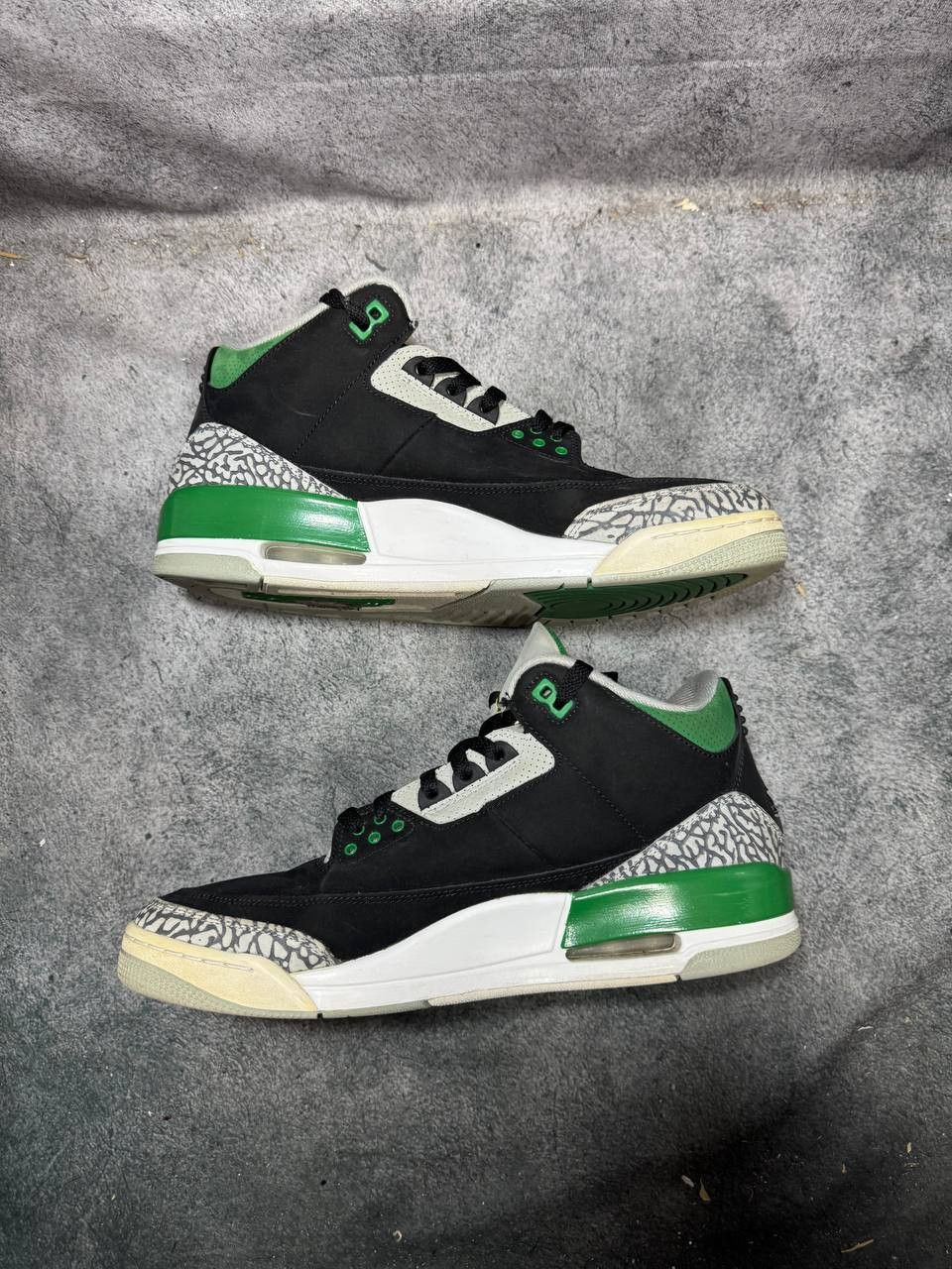 Jordan Brand Size 12 | Jordan 3 Pine Green With Box | Pre-Owned Size US 12 / EU 45 - 8 Thumbnail