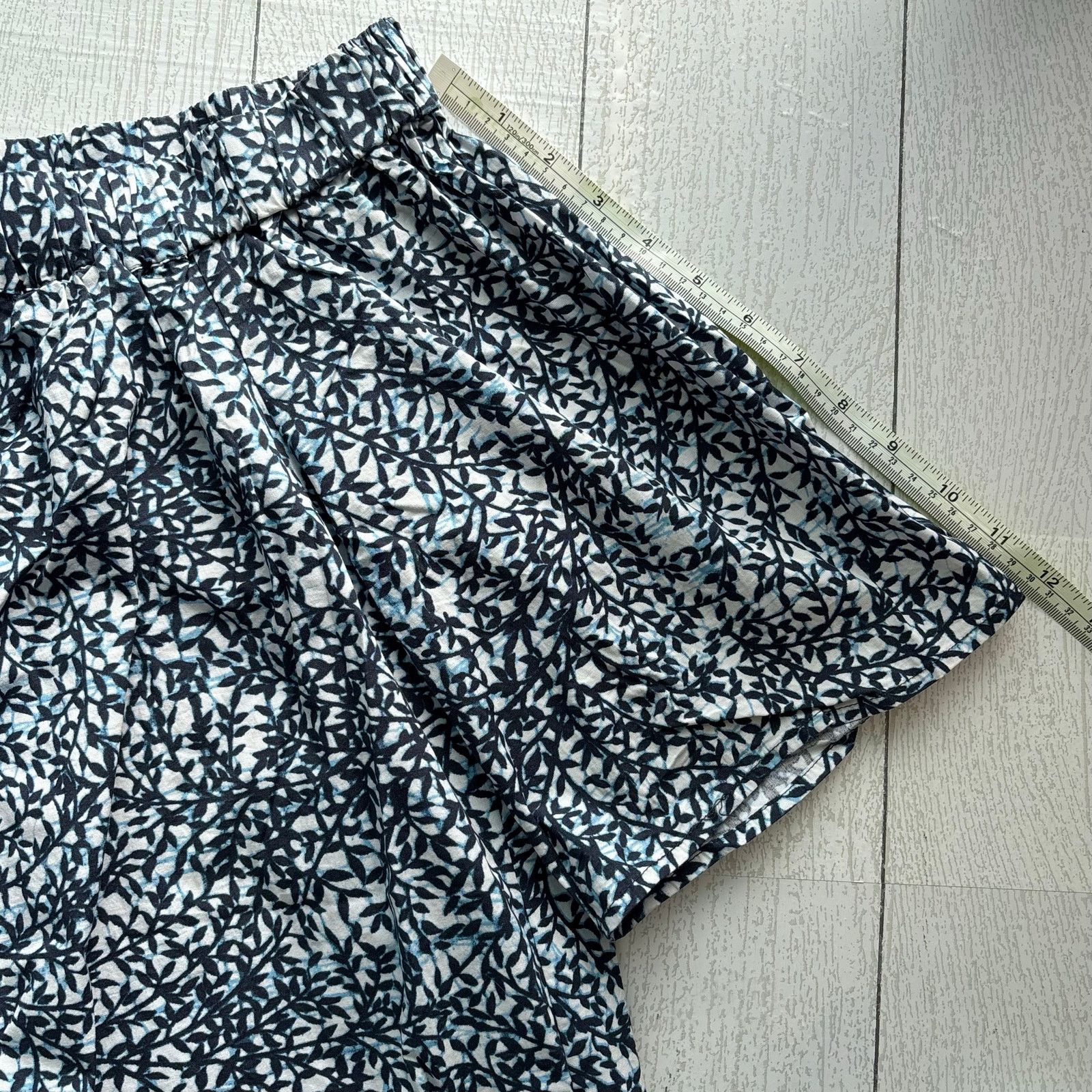 Michael Kors MICHAEL Michael Kors Leaf Print Off-Shoulder Blouse XL Size XL / US 12-14 / IT 48-50 - 7 Thumbnail