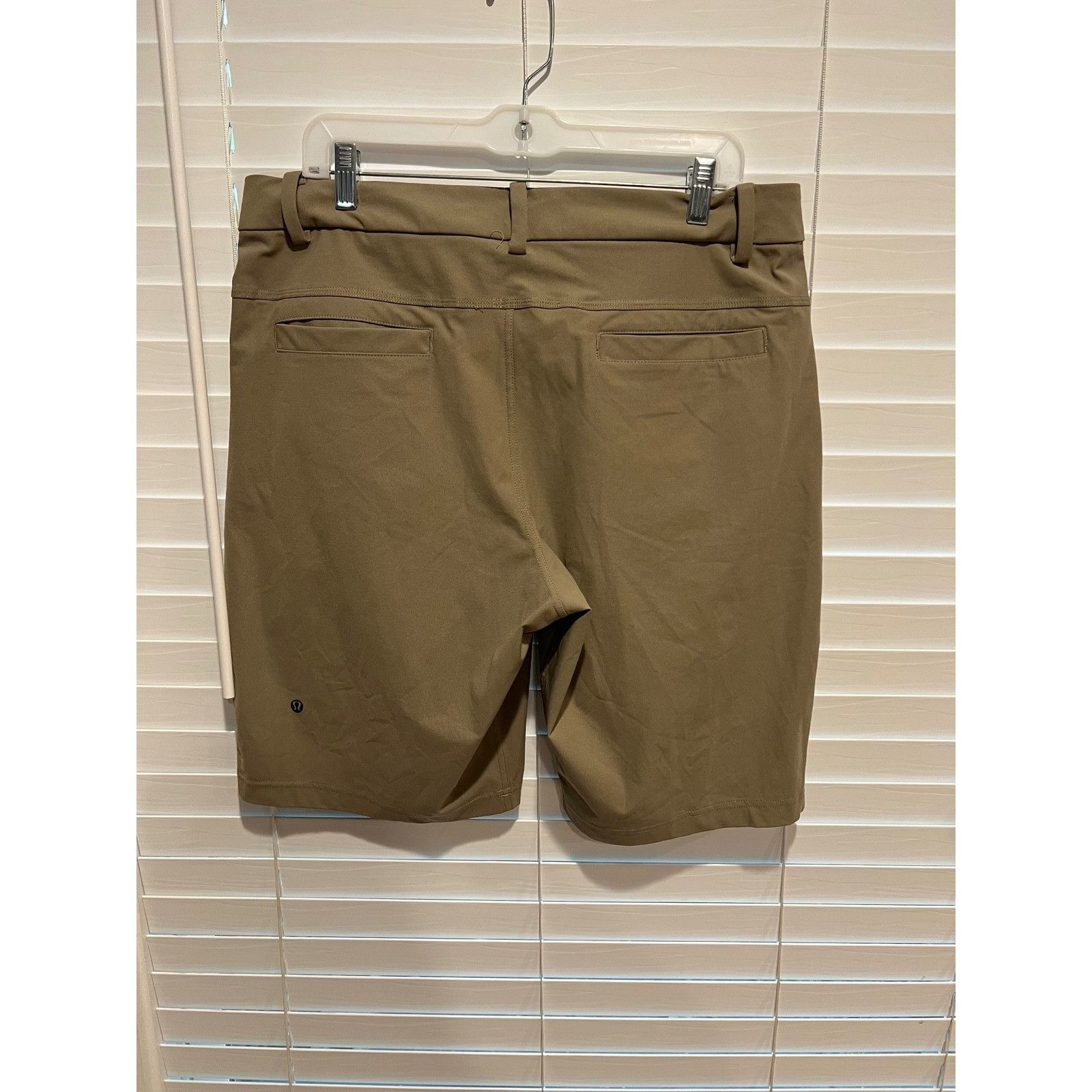 Lululemon Lululemon Mens Commission Golf Shorts Beige Casual Flat Fron Size US 36 / EU 52 - 3 Thumbnail