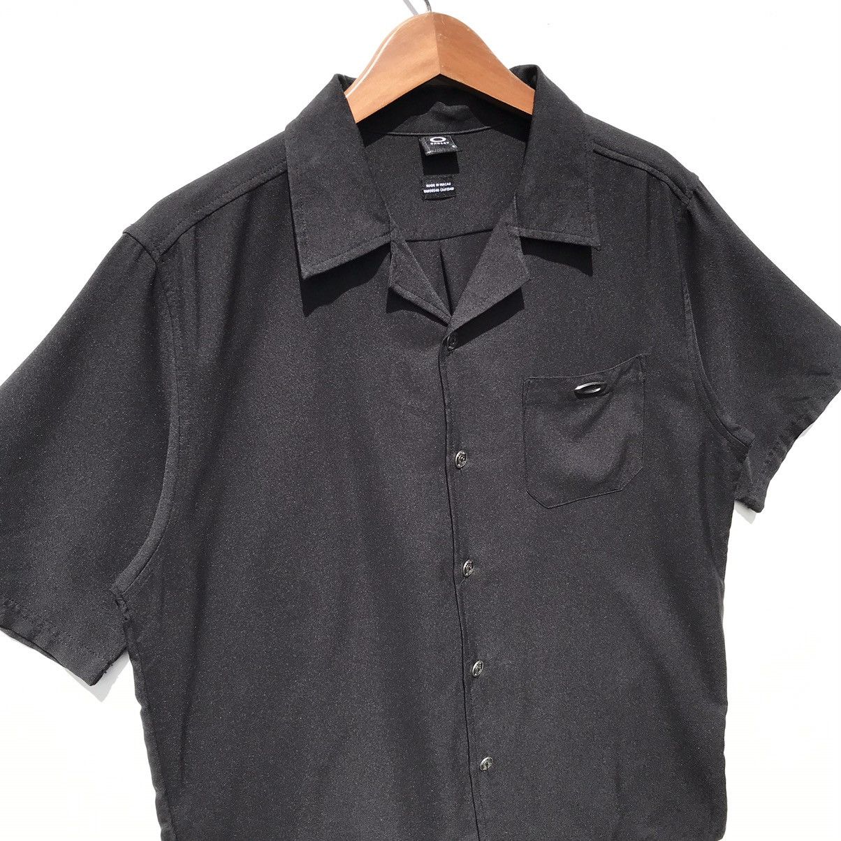 Oakley Vintage Oakley Shirt Button Oakley Fashion Brand Size US S / EU 44-46 / 1 - 5 Thumbnail