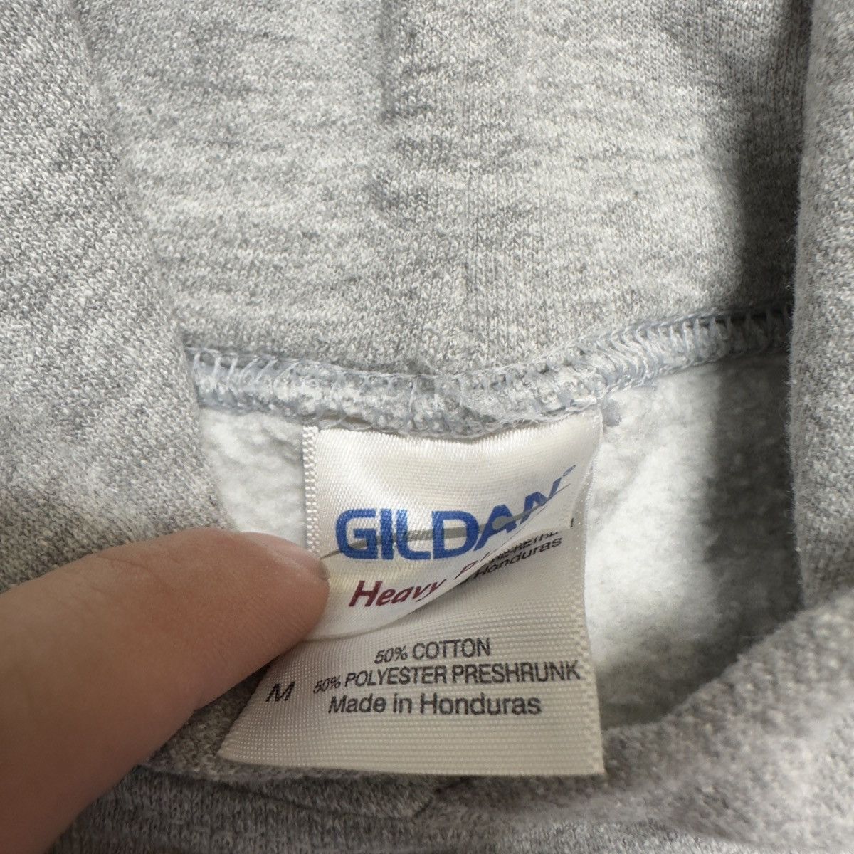 Gildan Petersburg Alaska hoodie Size US M / EU 48-50 / 2 - 4 Thumbnail