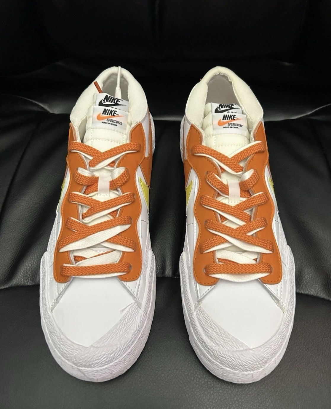 Nike × Sacai Nike Blazer Low Sacai White/Orange/Yellow Mens 9 NIB Size US 9 / EU 42 - 11 Thumbnail