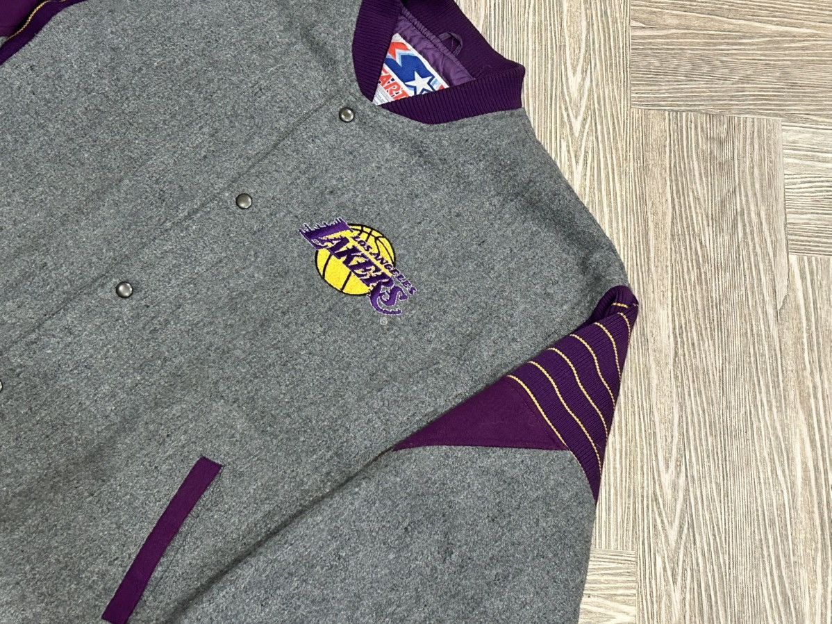 NBA × Starter × Vintage *VINTAGE 80s* Starter X Los Angeles Lakers Size US XL / EU 56 / 4 - 4 Thumbnail