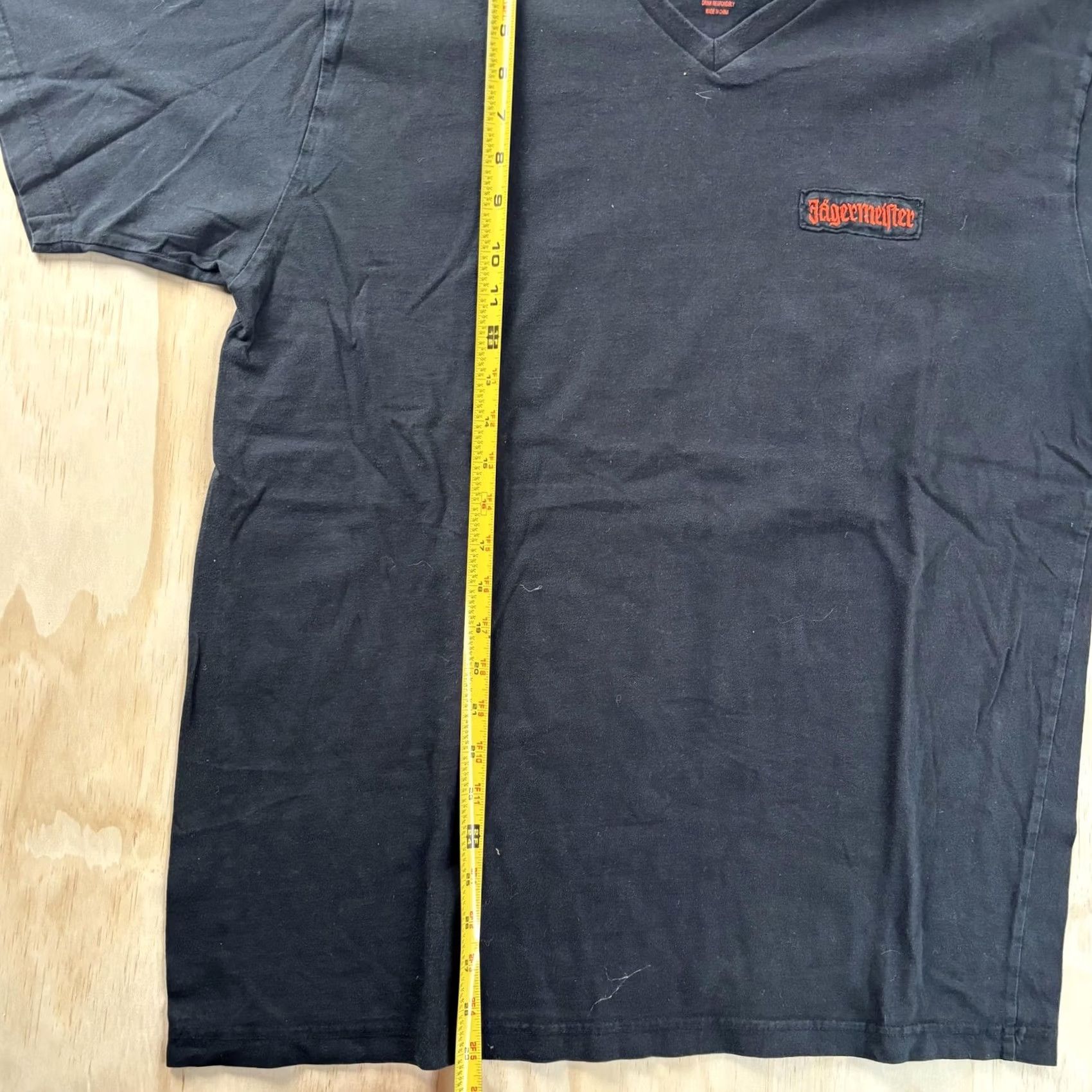 Logo 7 Jägermeister Shirt Mens 2XL Black V-Neck Logo Patch Tee T-Shirt Size US XXL / EU 58 / 5 - 4 Thumbnail