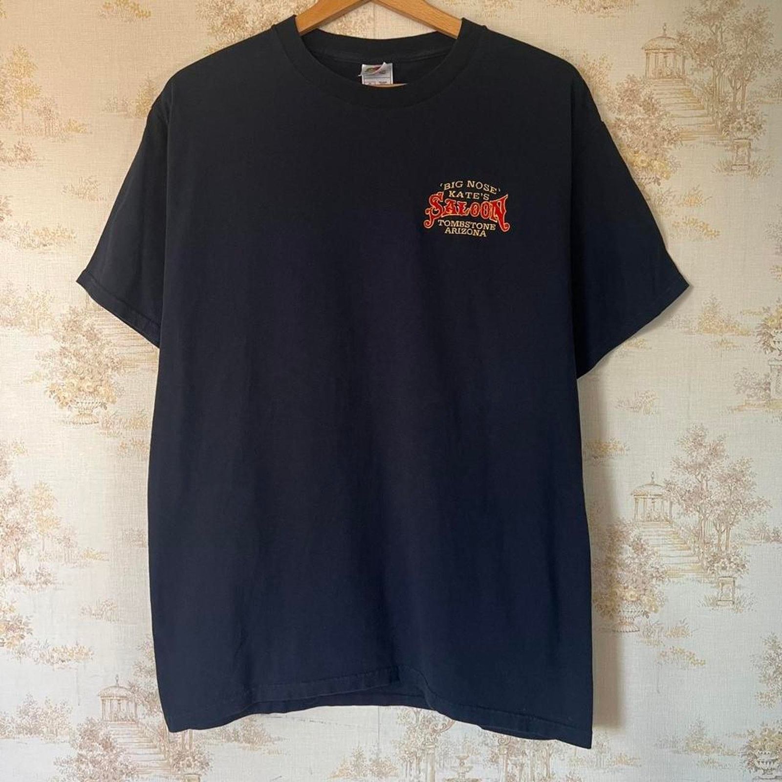 Fruit Of The Loom 00s Big Nose Kate's Saloon Tee | Tombstone Arizona Biker Bar Size US L / EU 52-54 / 3 - 2 Thumbnail