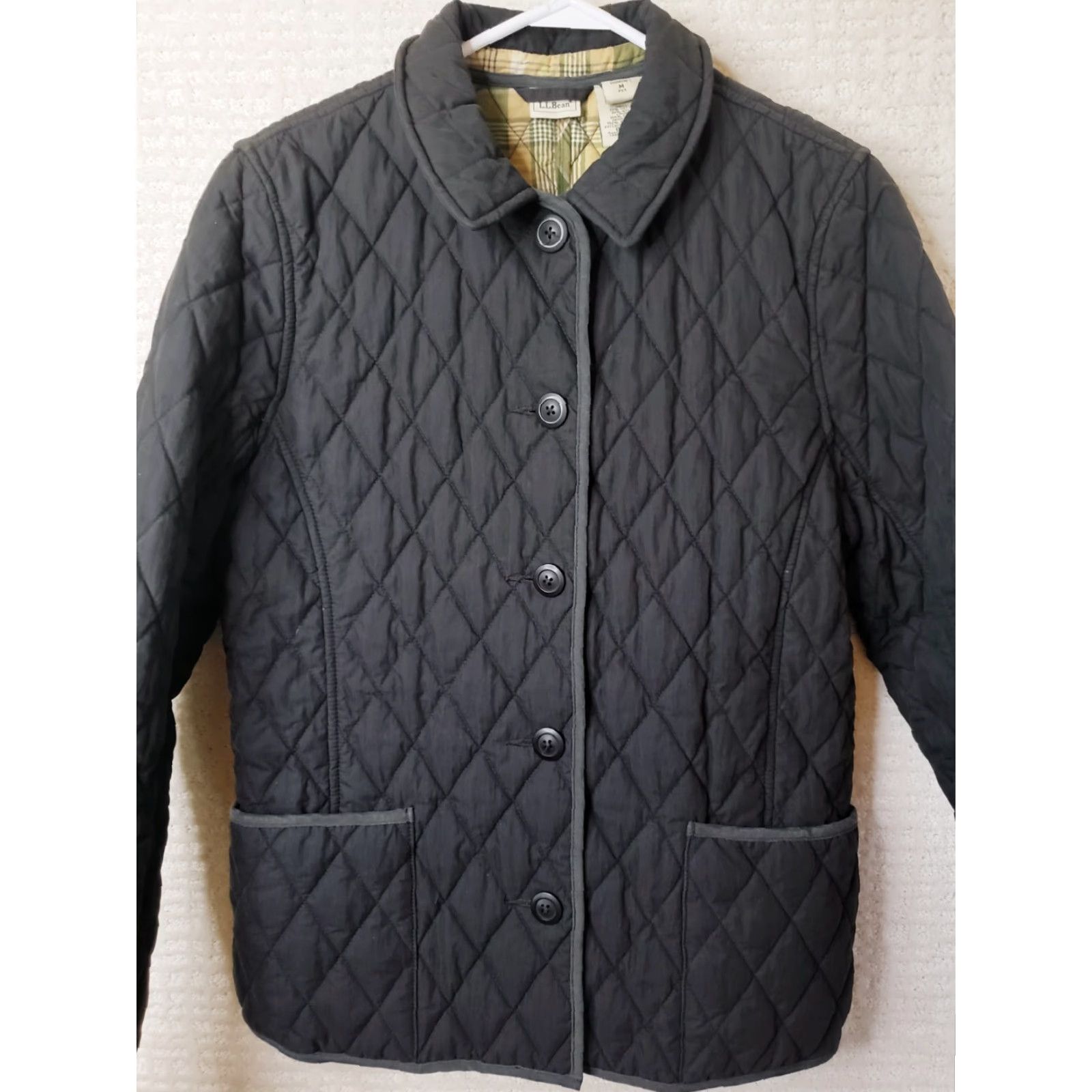 Vintage VINTAGE L.L.Bean Women's M Petite Black Quilted Thermore Button Up Classic Jacket 0BDA1 Size M / US 6-8 / IT 42-44 - 2 Thumbnail