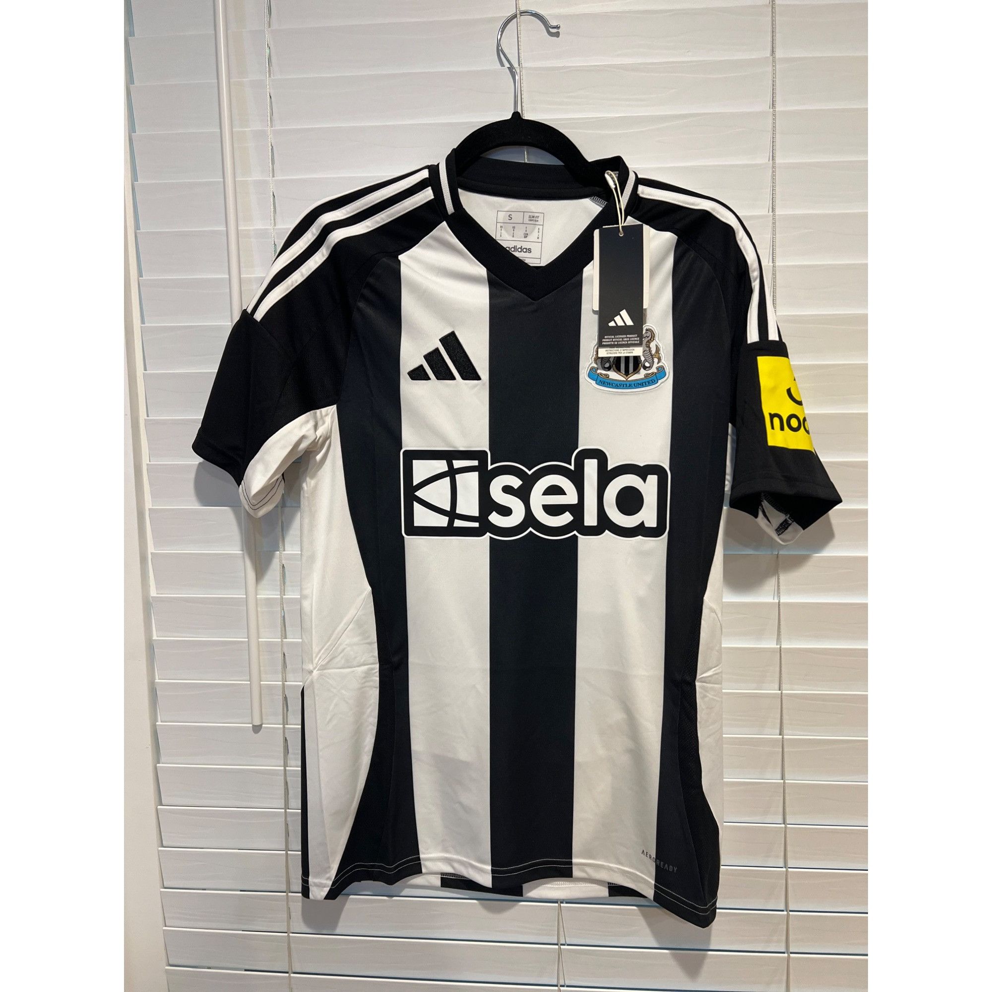Adidas Adidas Newcastle United FC 24/25 Home Jersey - NWT - Size Sm Size US S / EU 44-46 / 1 - 3 Thumbnail