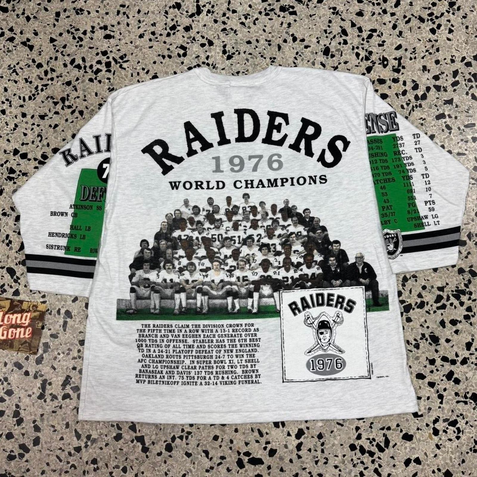 NFL × Vintage VINTAGE 90S SINGLE STITCH BNWT NOS LONG GONE RAIDERS AOP TEE Size US XL / EU 56 / 4 - 7 Thumbnail