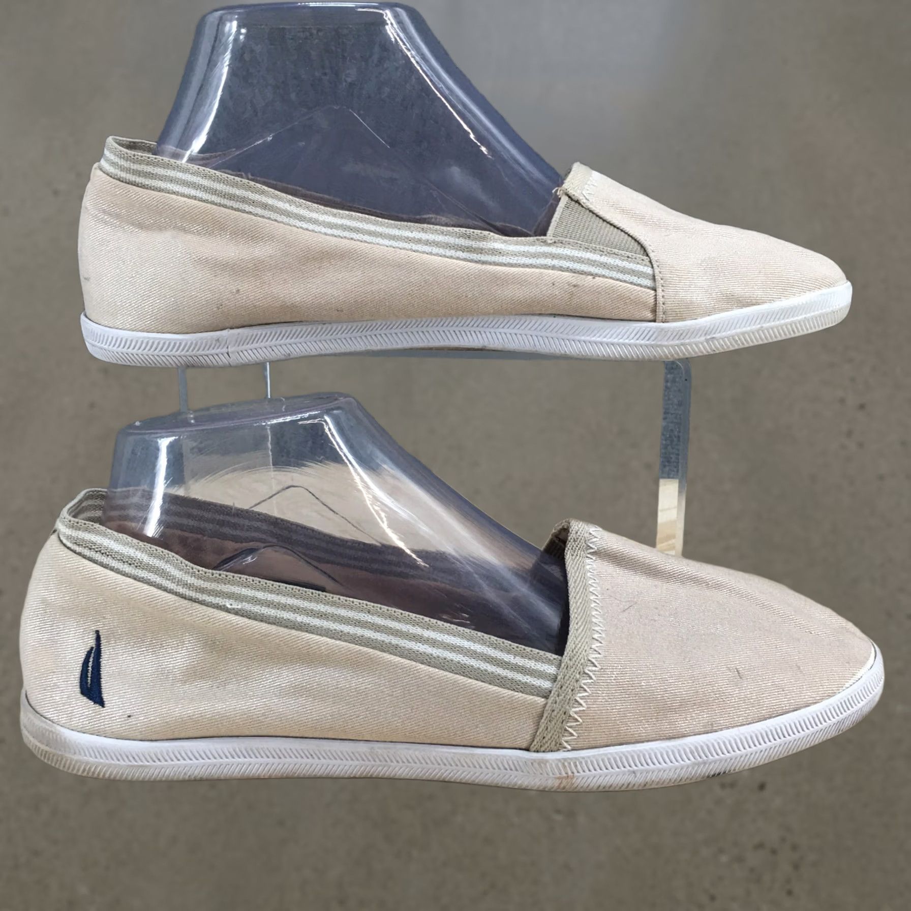 Nautica Nautica Womens Weatherley Slip On Loafers Beige Comfort Low Top Shoes 9 Casual Flat Knit Fabric Rubber Size M / US 6-8 / IT 42-44 - 1 Thumbnail