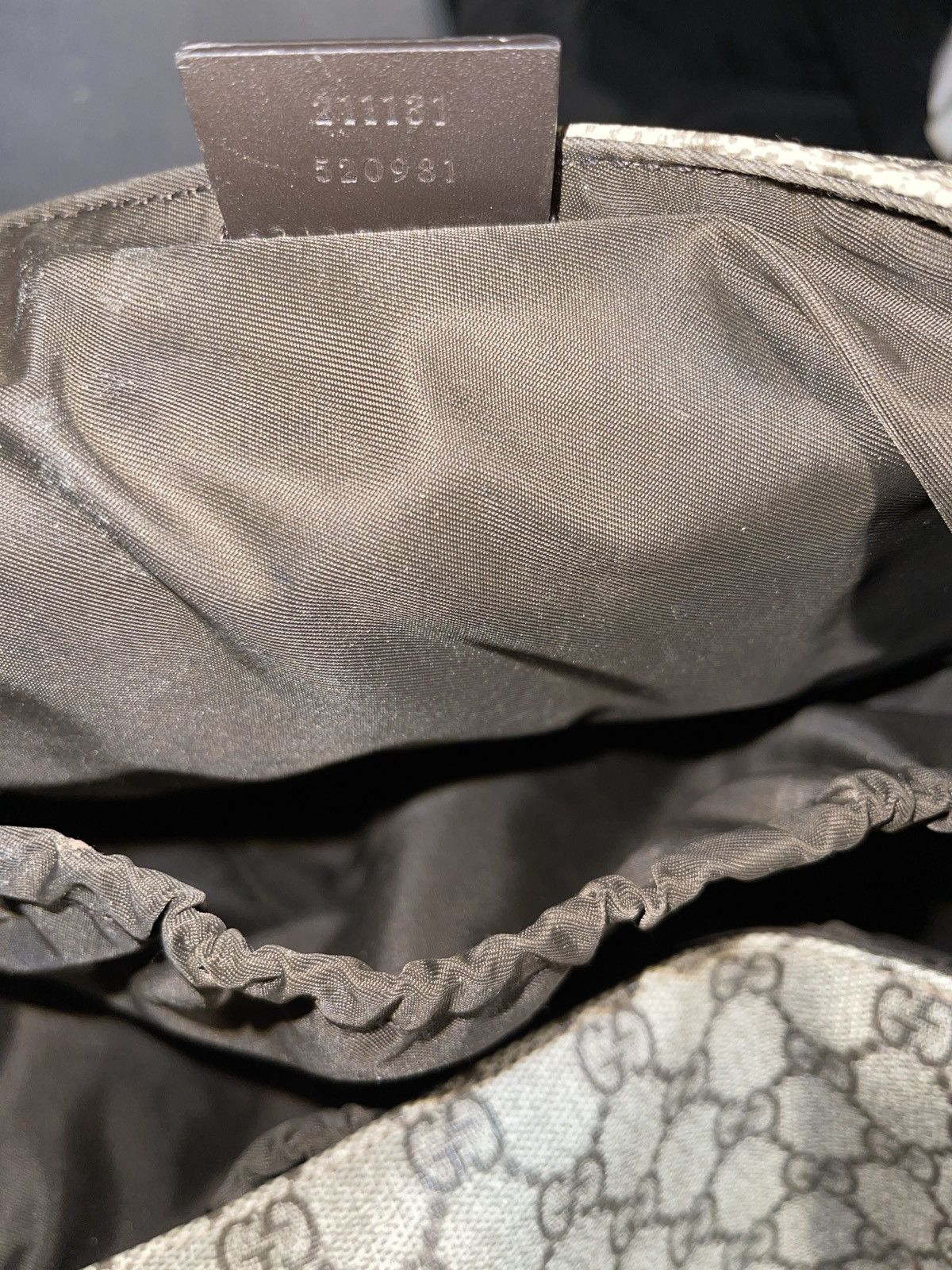 Gucci GG Supreme Medium Diaper Bag Size ONE SIZE - 9 Thumbnail
