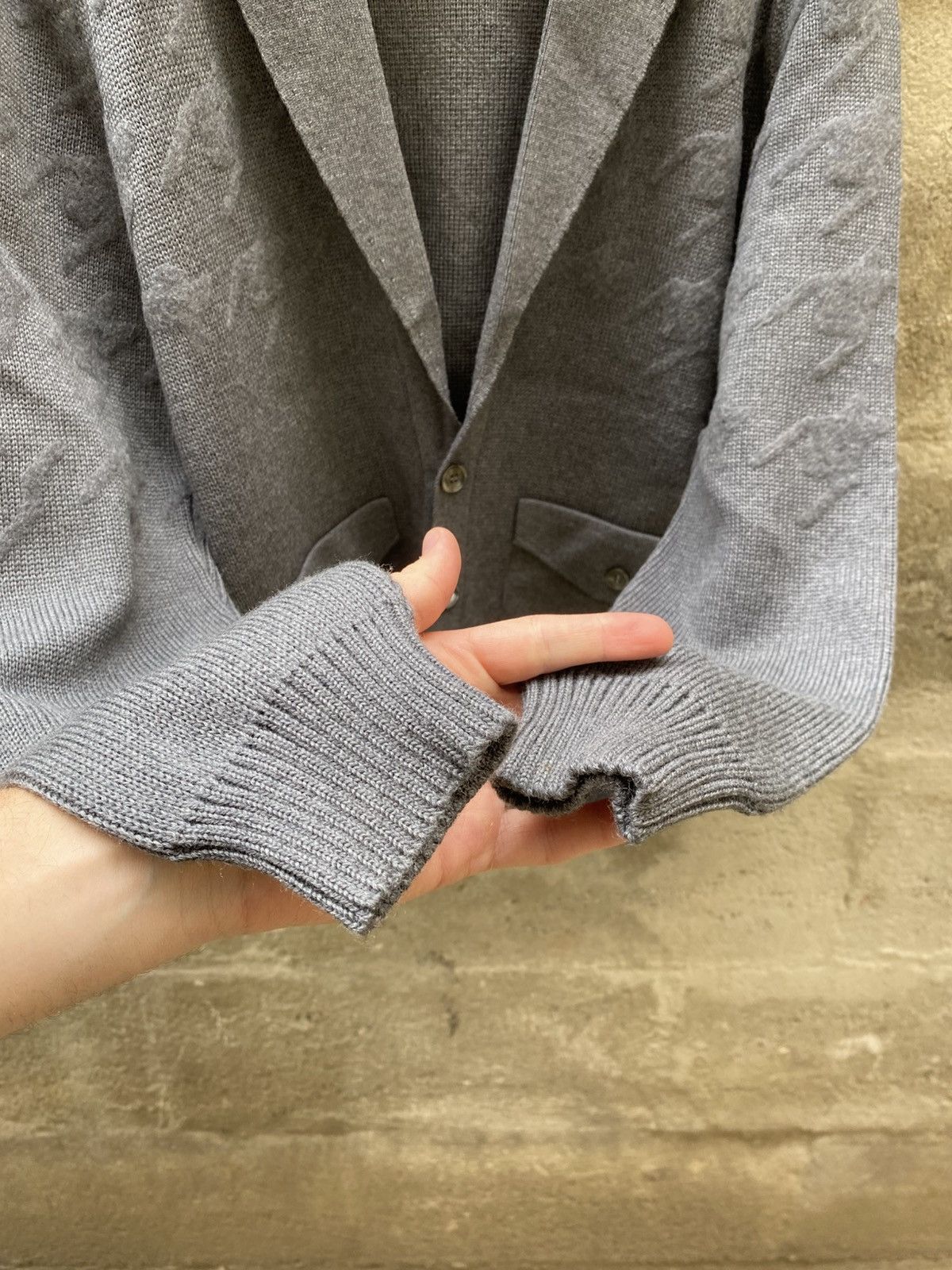 Fendi Fendi grey wool Cardigan with pocket details Strickjacken Size S / US 4 / IT 40 - 9 Thumbnail