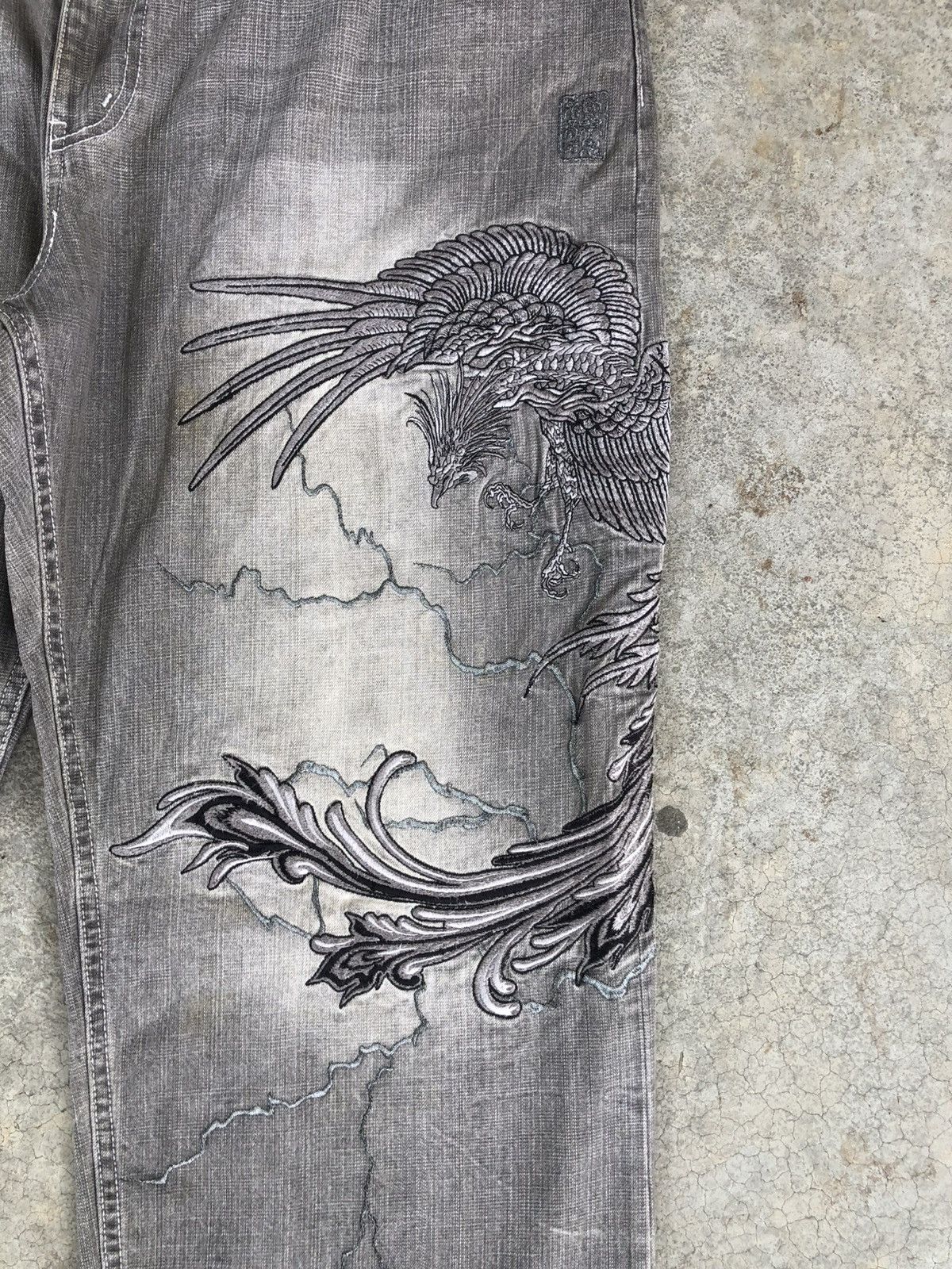 Karakuri Tamashii Karakuri Tamashii Embroidered Jeans Distressed Size US 38 / EU 54 - 15 Thumbnail