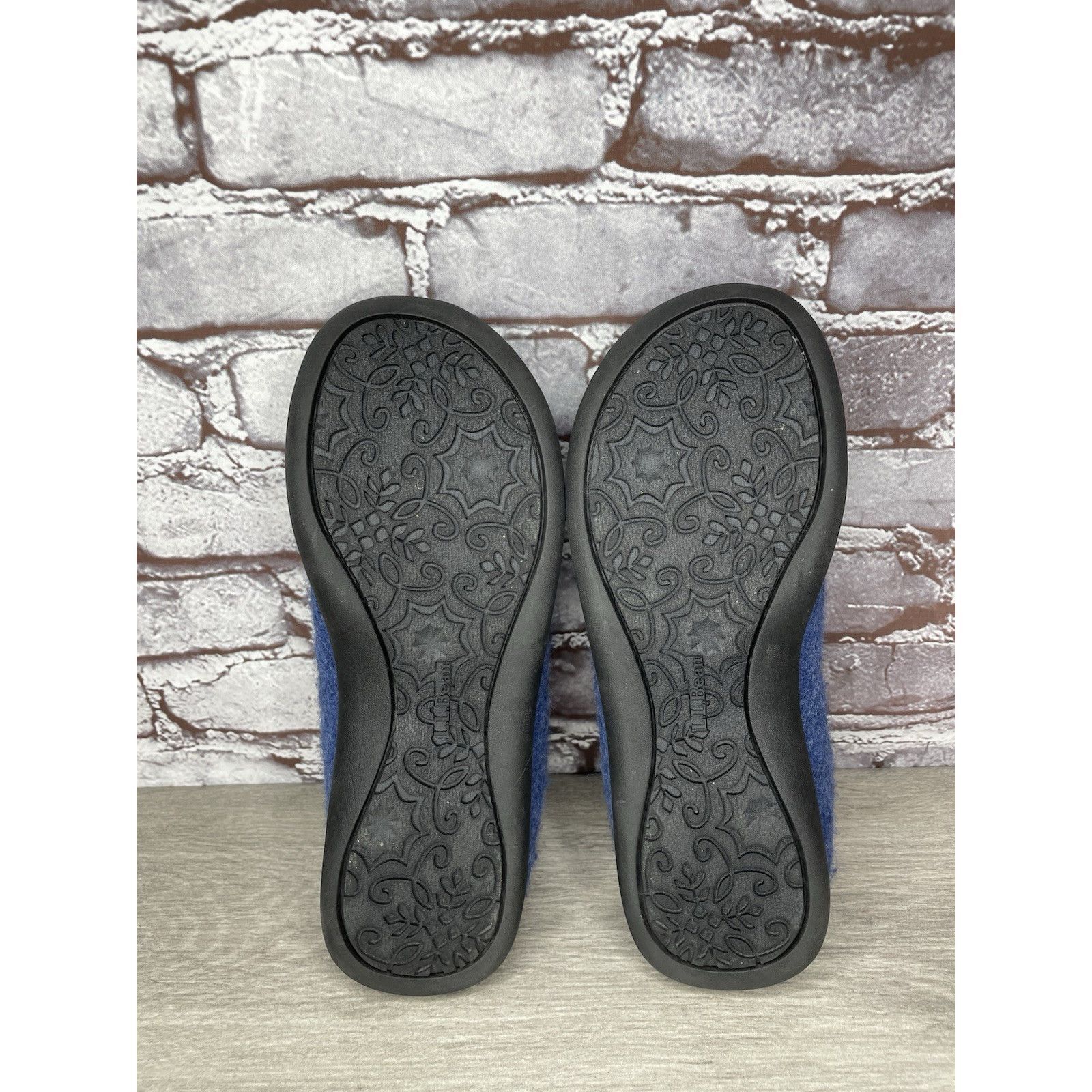 L.L. Bean LL Bean Daybreak Scuffs Blue Moose Motif Wool Clog Slippers Size US 10 / IT 40 - 23 Thumbnail