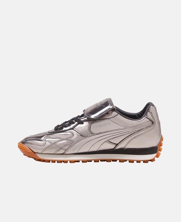 Puma AVANTI C FENTY Indoor football shoes Size US 6 / EU 39 - 1 Thumbnail