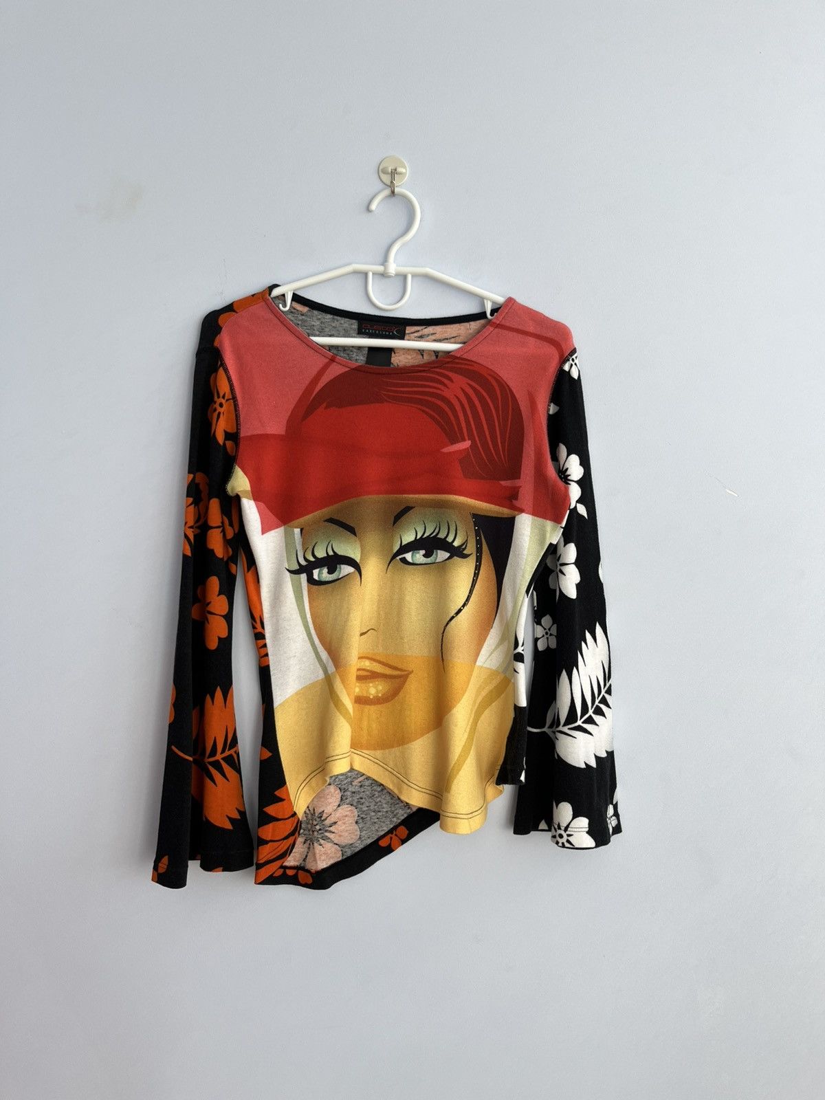 Custo Barcelona × Vintage Custo Barcelona Vintage Graphic Printed Top Size L Size L / US 10 / IT 46 - 2 Thumbnail