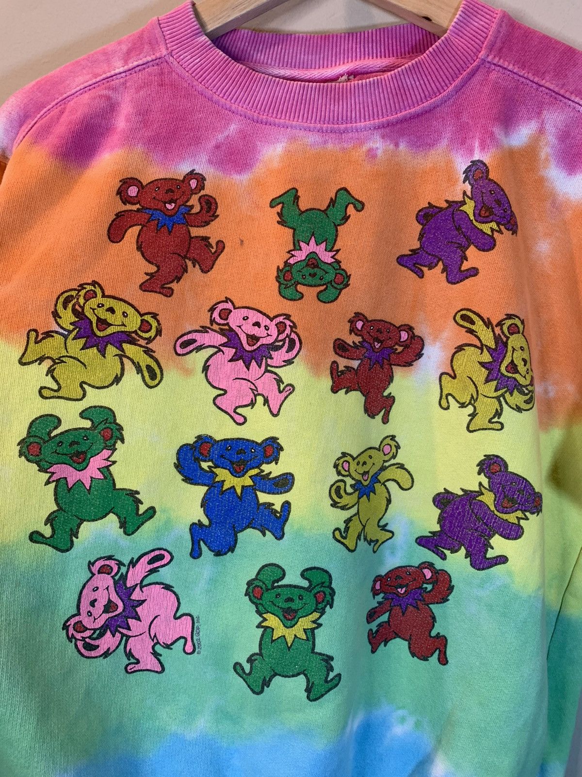 Band Tees × Grateful Dead × Vintage RARE* Vintage 2002 Grateful Dead Dancing Bear Art Sweatshirt Size US S / EU 44-46 / 1 - 2 Thumbnail