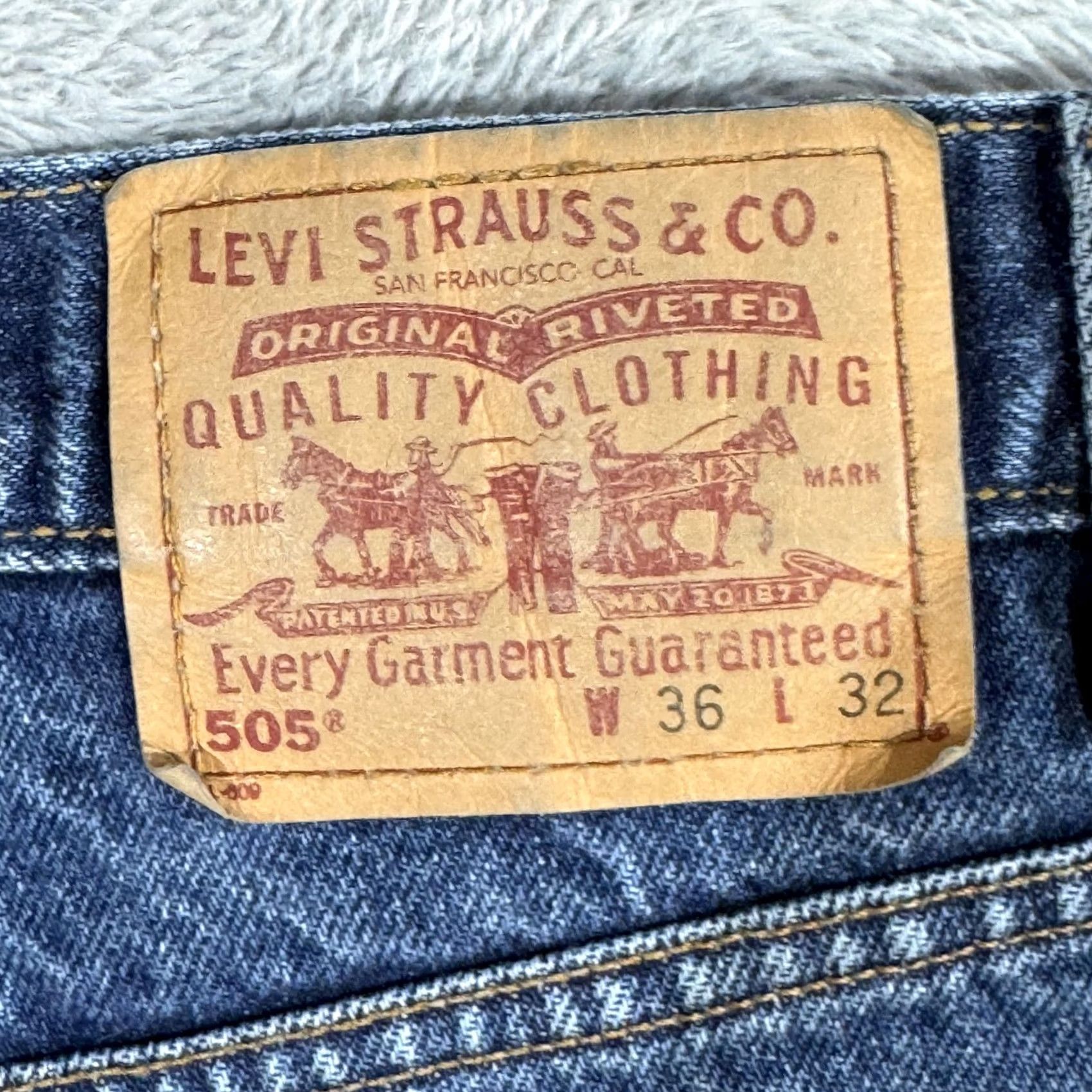 Levi's VINTAGE Levi's 505 Jeans Mens 36x32 Blue Regular Fit Straight Leg Denim 90s Y2K USA Cowboy 5-Pocket Mens Size US 36 / EU 52 - 5 Thumbnail