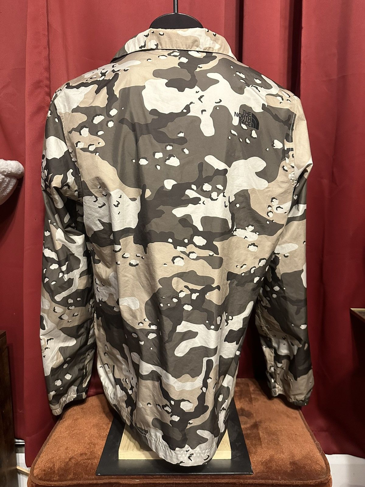 Grailed × The North Face The North Face Camo Windbreaker Jacket 2019 Season Grail Size US L / EU 52-54 / 3 - 2 Thumbnail