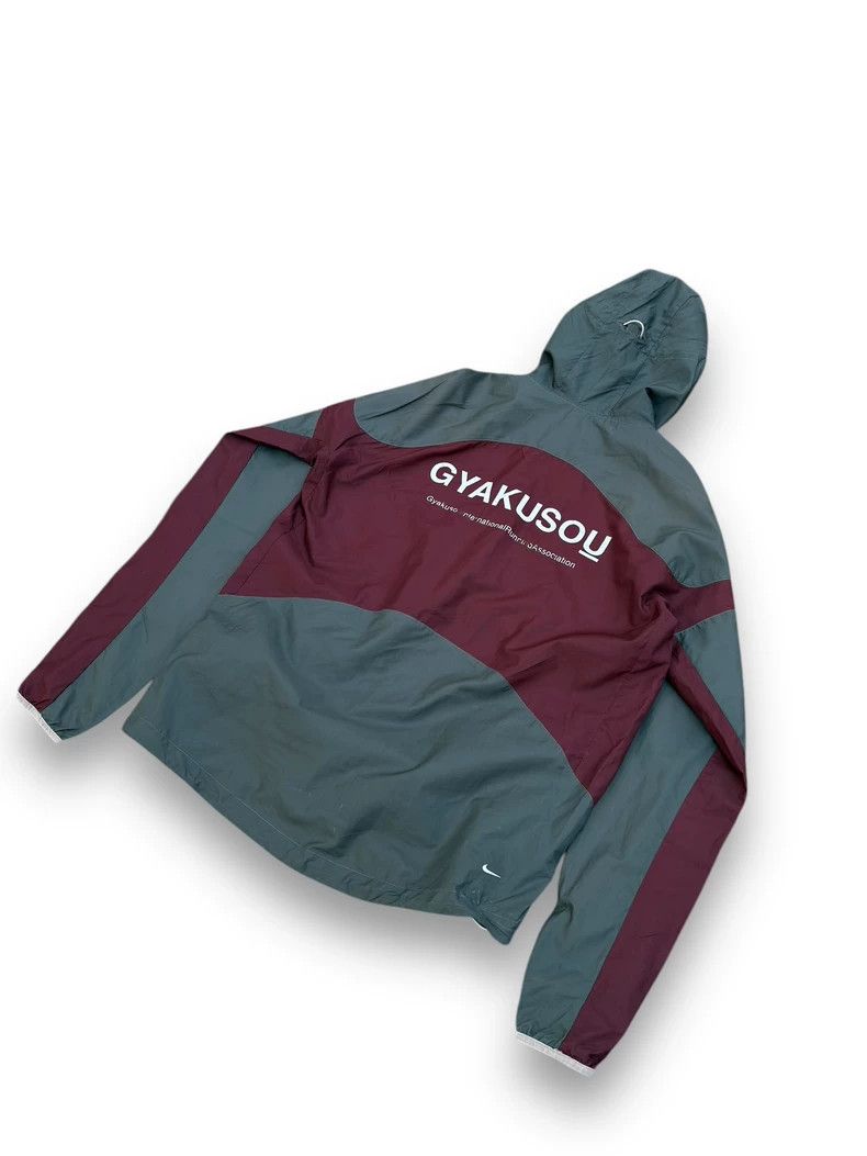 NIKE Lab GYAKUSOU UNDERCOVER 2012aw lightweight running jacket 