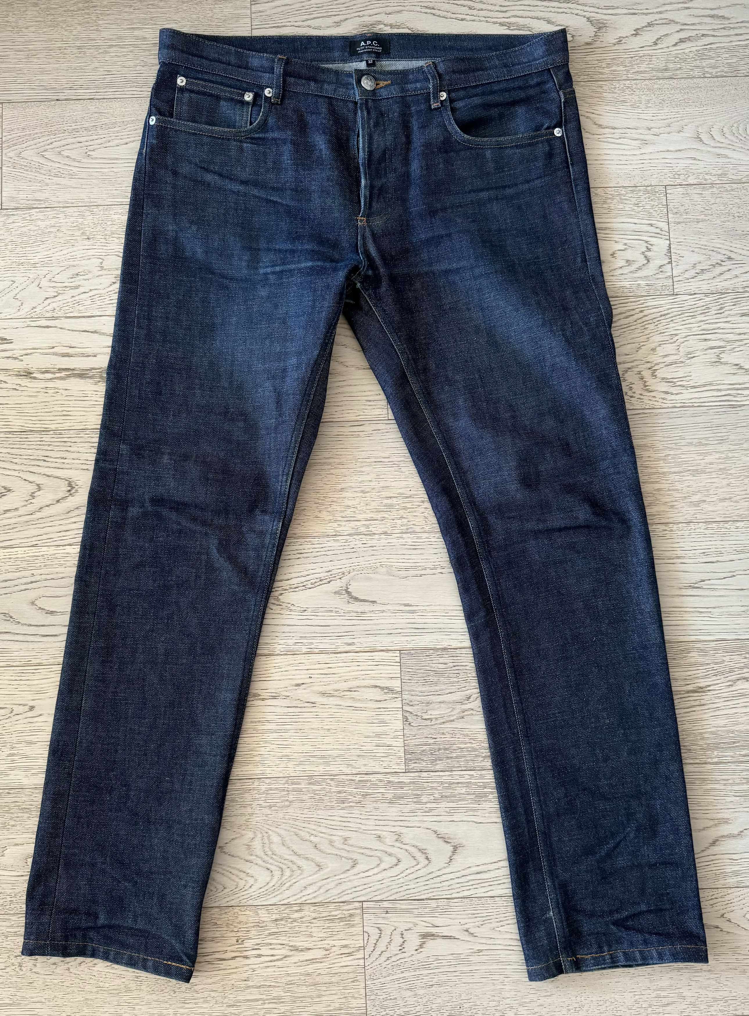 A.P.C. A.P.C. Petit Standard Size US 32 / EU 48 - 1 Thumbnail