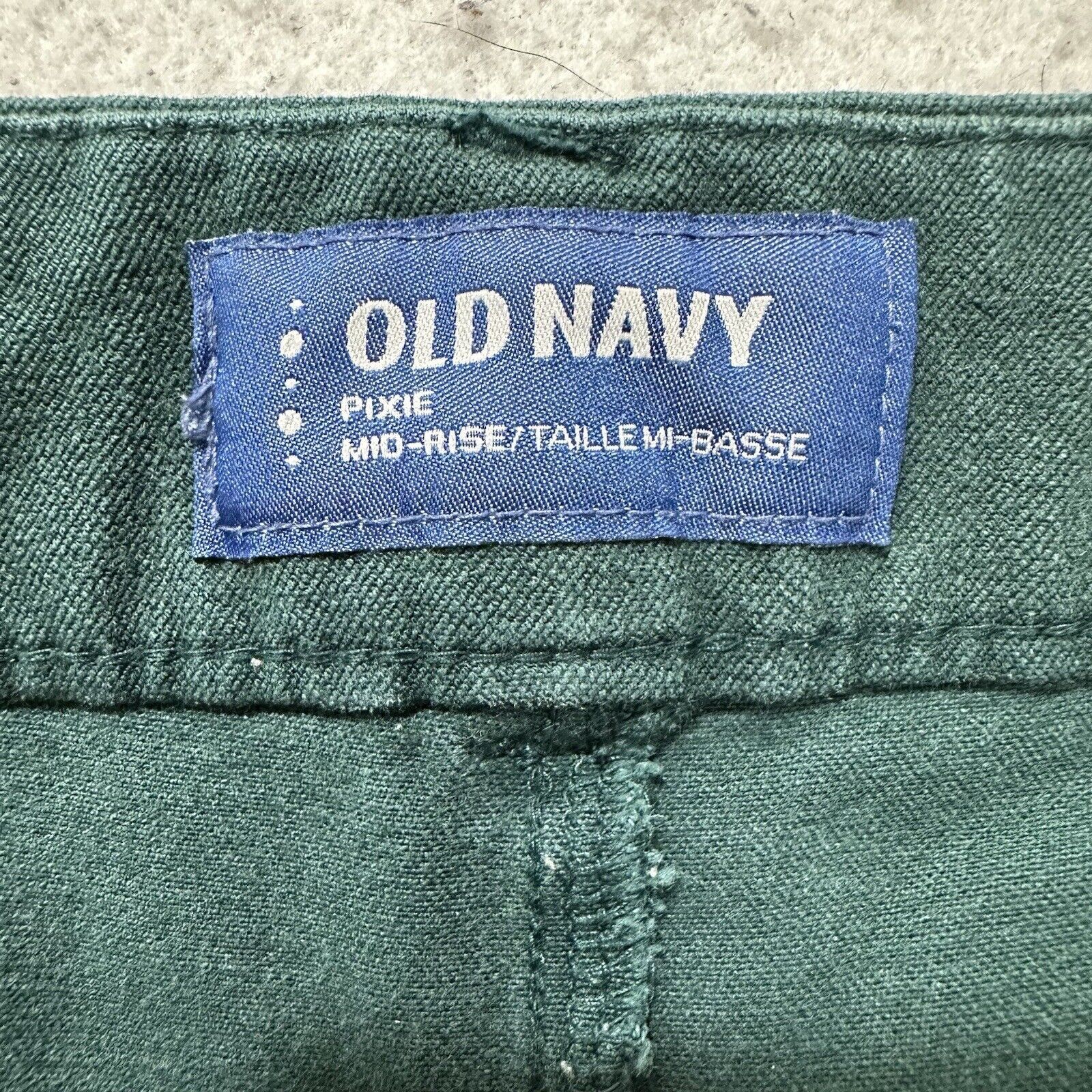 Old Navy Old Navy Pixie 4 Mid Rise Pants Dark Green Stretch (28x24) Size 27" / US 4 / IT 40 - 5 Thumbnail