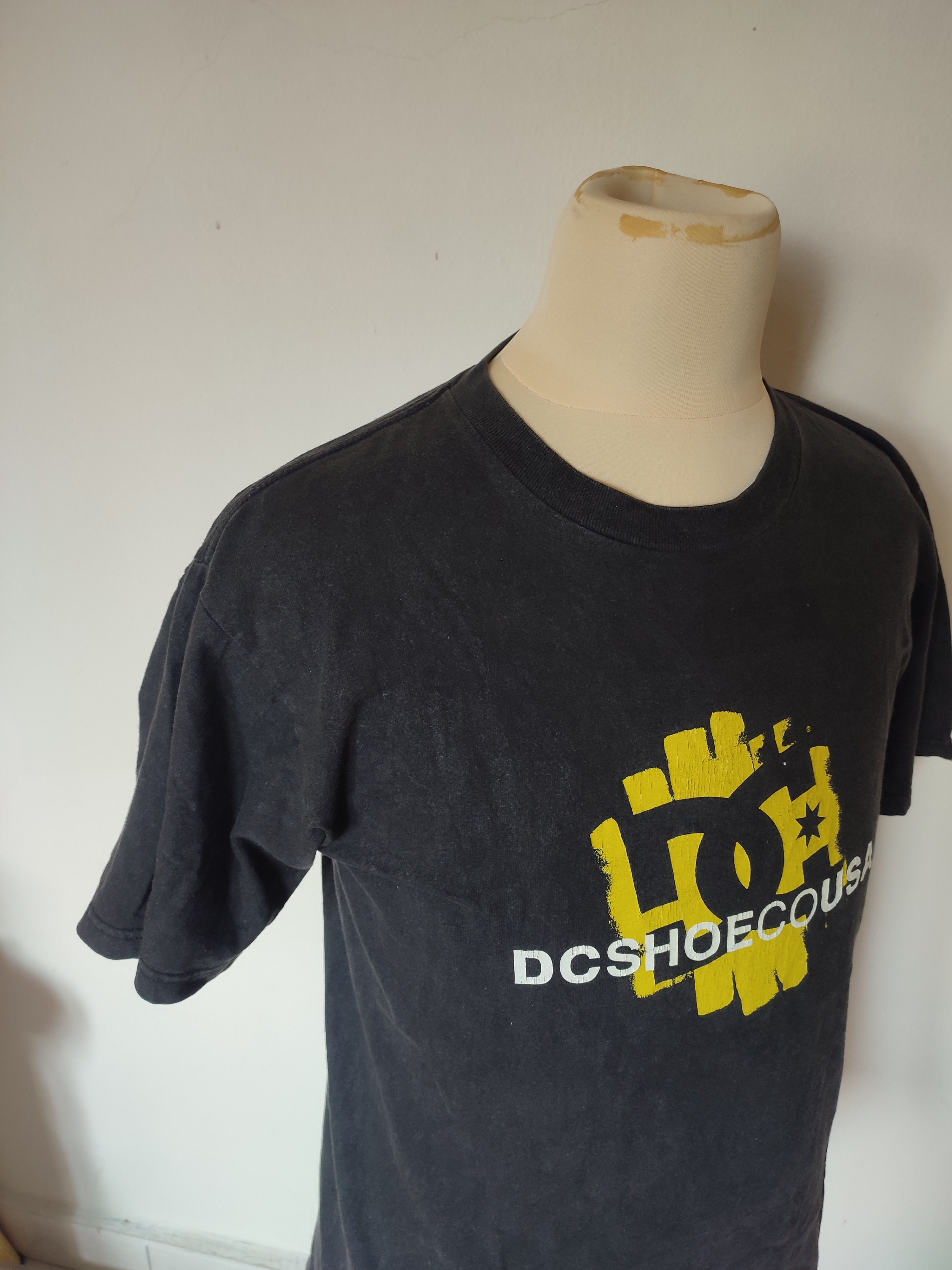 DC Vintage DC Shoeco Usa Big Logo Tees Size US M / EU 48-50 / 2 - 5 Thumbnail