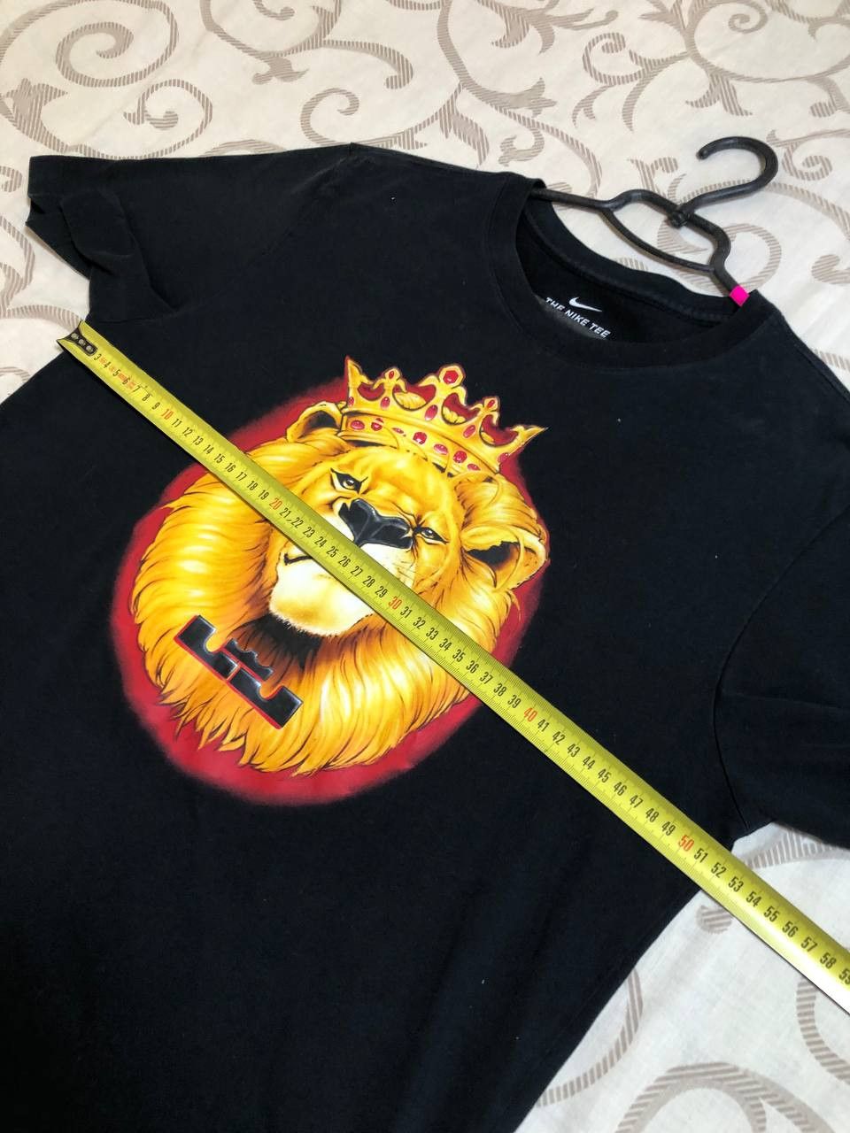 Nike Vintage 90s Nike Big Centre Logo T Shirt streetwear Size US M / EU 48-50 / 2 - 9 Thumbnail