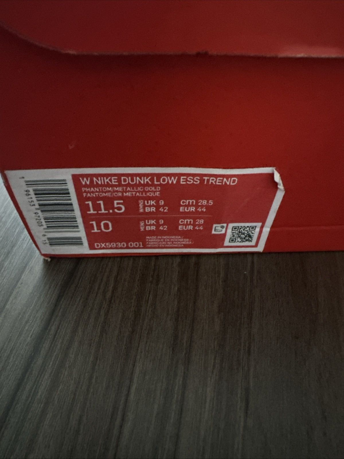 Nike Nike Dunk Low Phantom Metallic Gold W Size 11.5 / M 10 Size US 11.5 / IT 41.5 - 2 Thumbnail