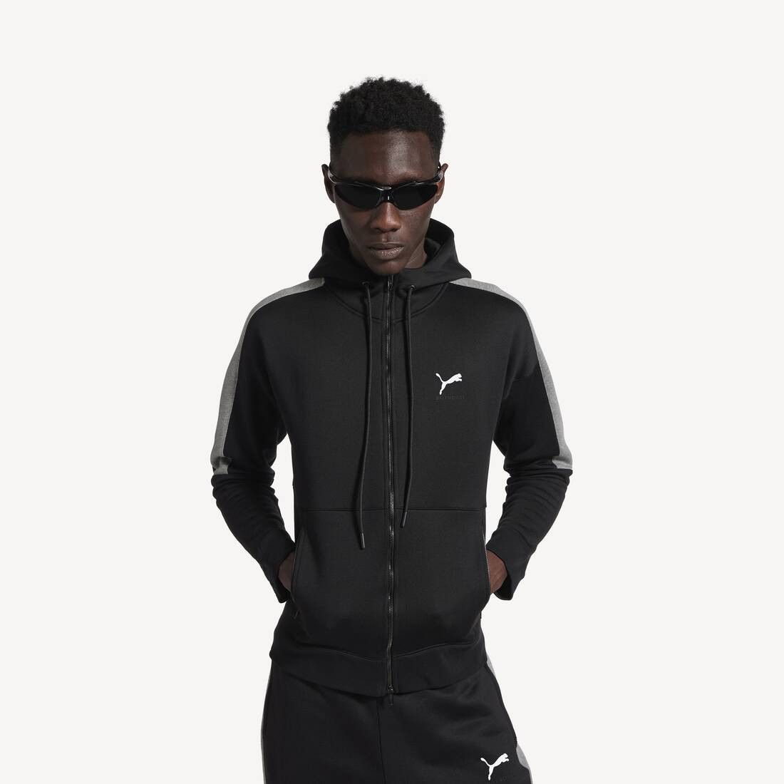 Balenciaga × Puma o1tr1nto0326 Hooded Tracksuit Jacket in Black/Grey Size US L / EU 52-54 / 3 - 5 Thumbnail