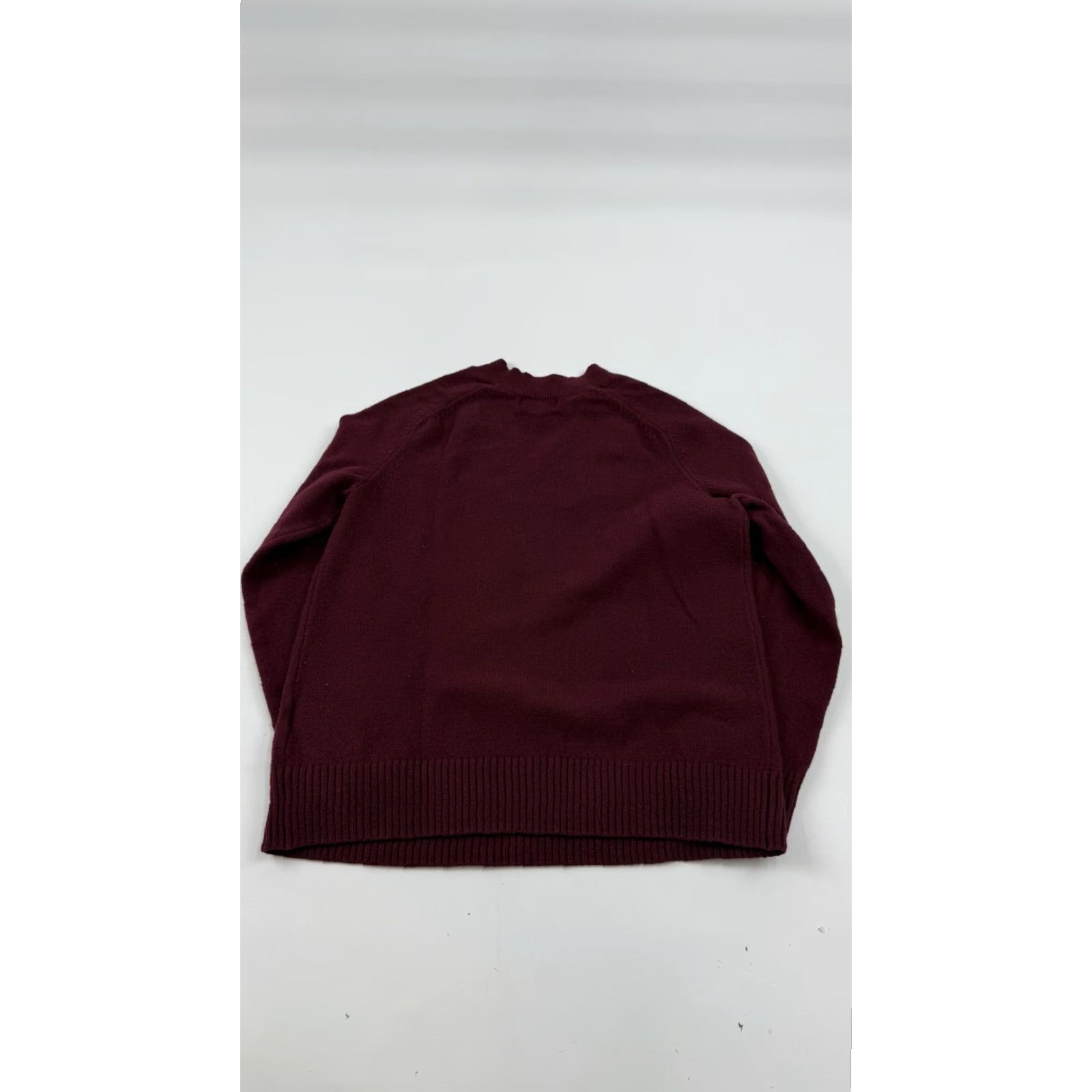 Banana Republic VINTAGE Banana Republic Sweater Womens Small Burgundy V Neck Pullover Ribbed Wool Blend Size S / US 4 / IT 40 - 5 Thumbnail